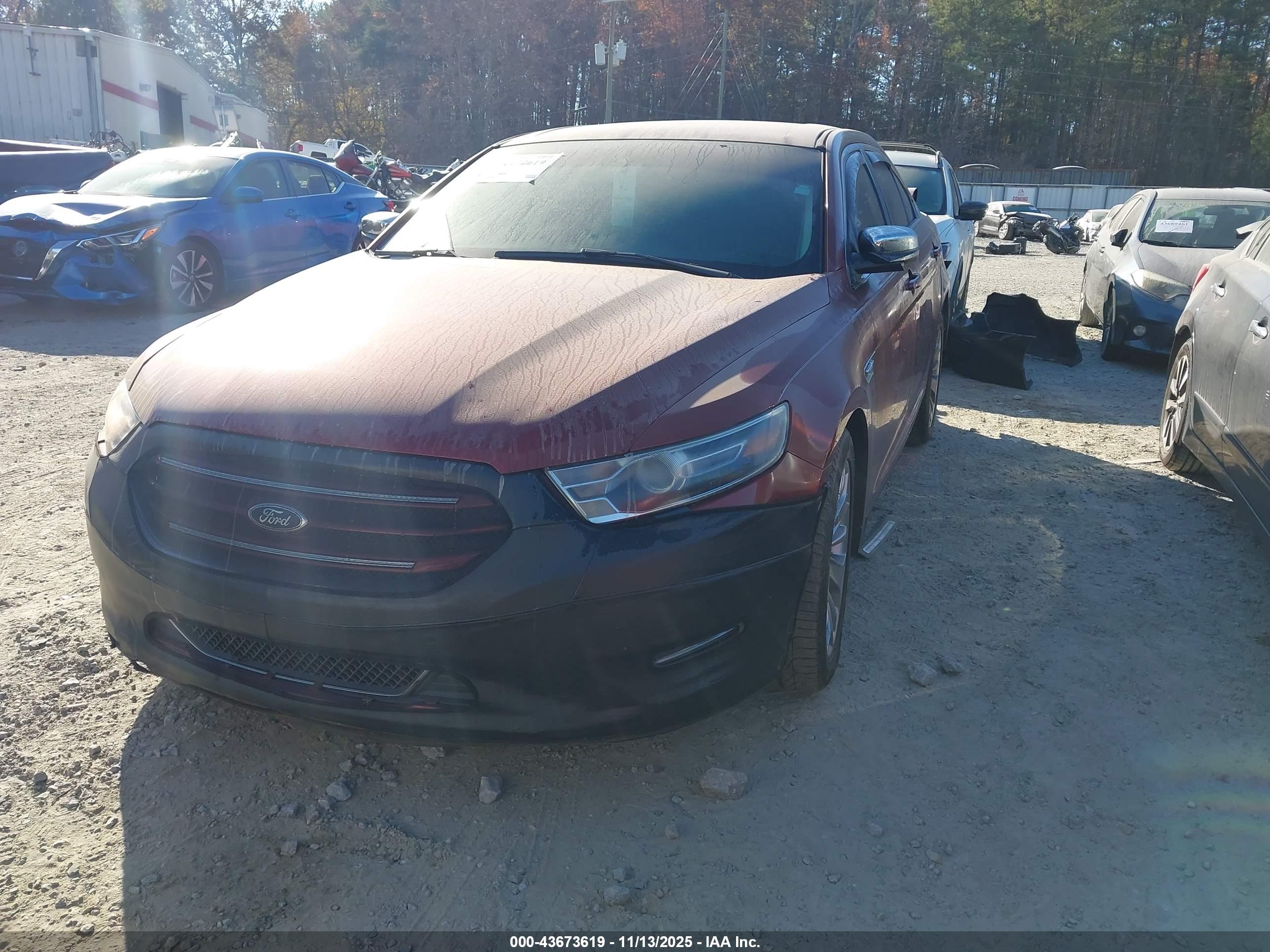 FORD TAURUS image 2