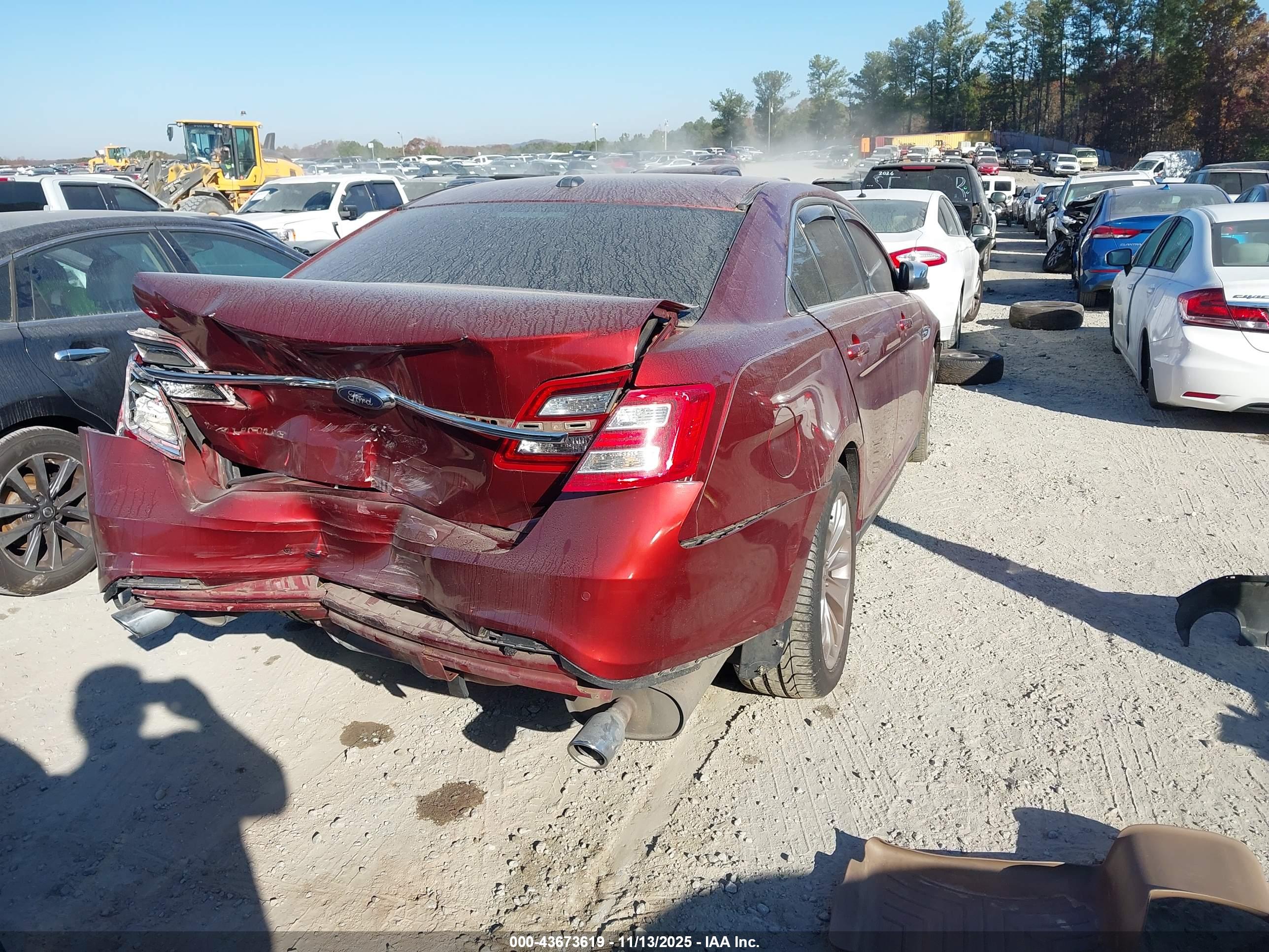 FORD TAURUS image 4