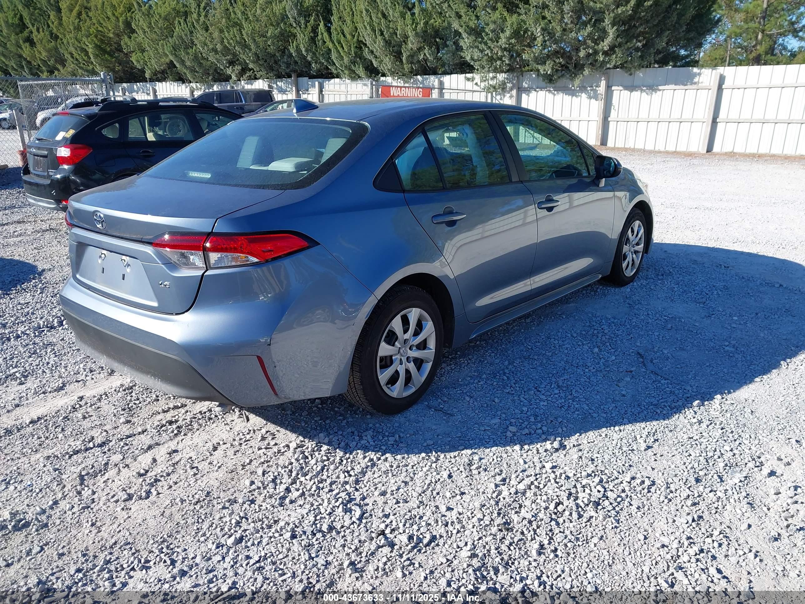 TOYOTA COROLLA image 4