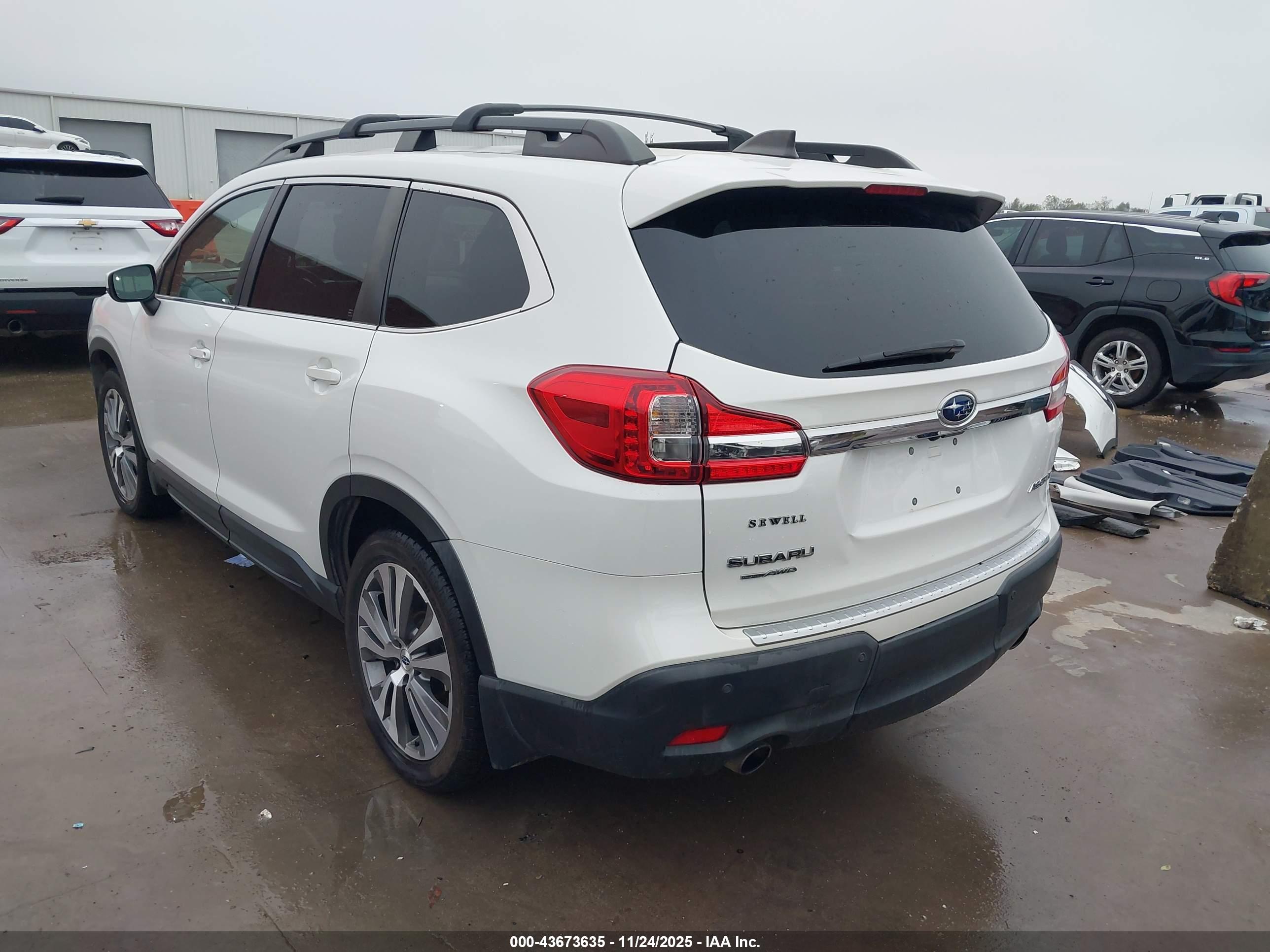SUBARU ASCENT image 3
