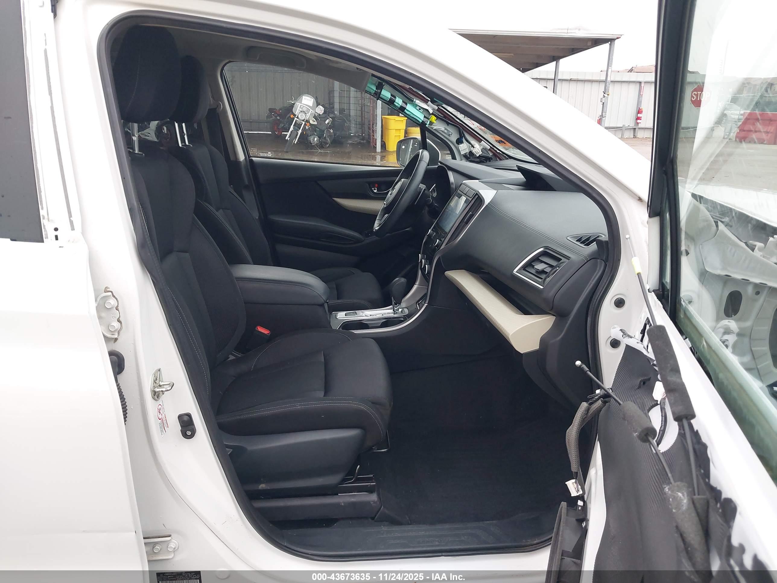 SUBARU ASCENT image 5