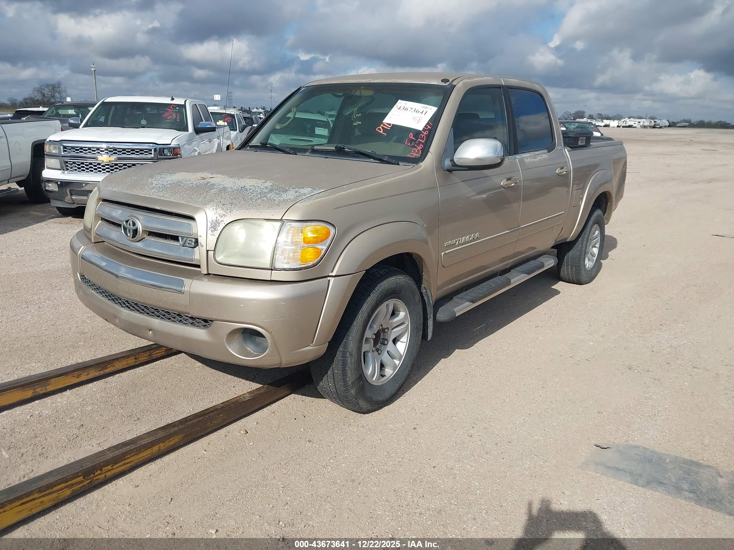 TOYOTA TUNDRA image 2