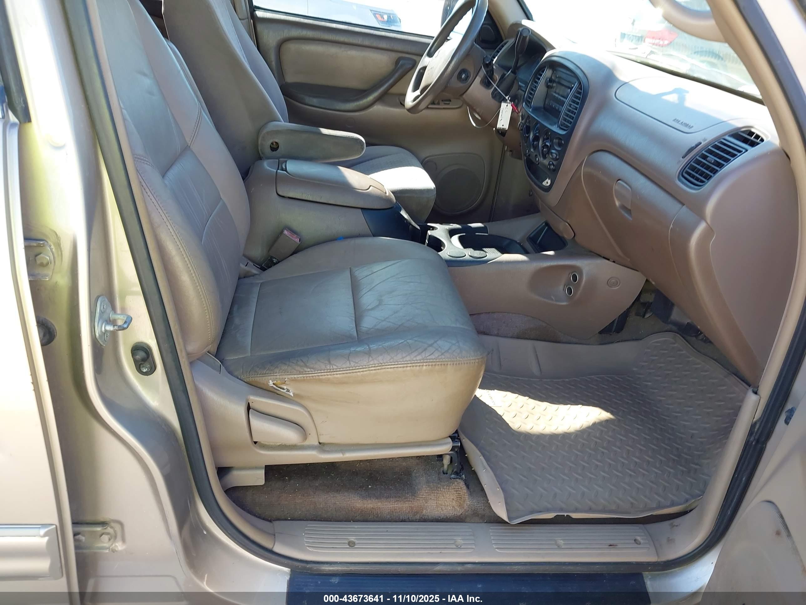 TOYOTA TUNDRA image 5