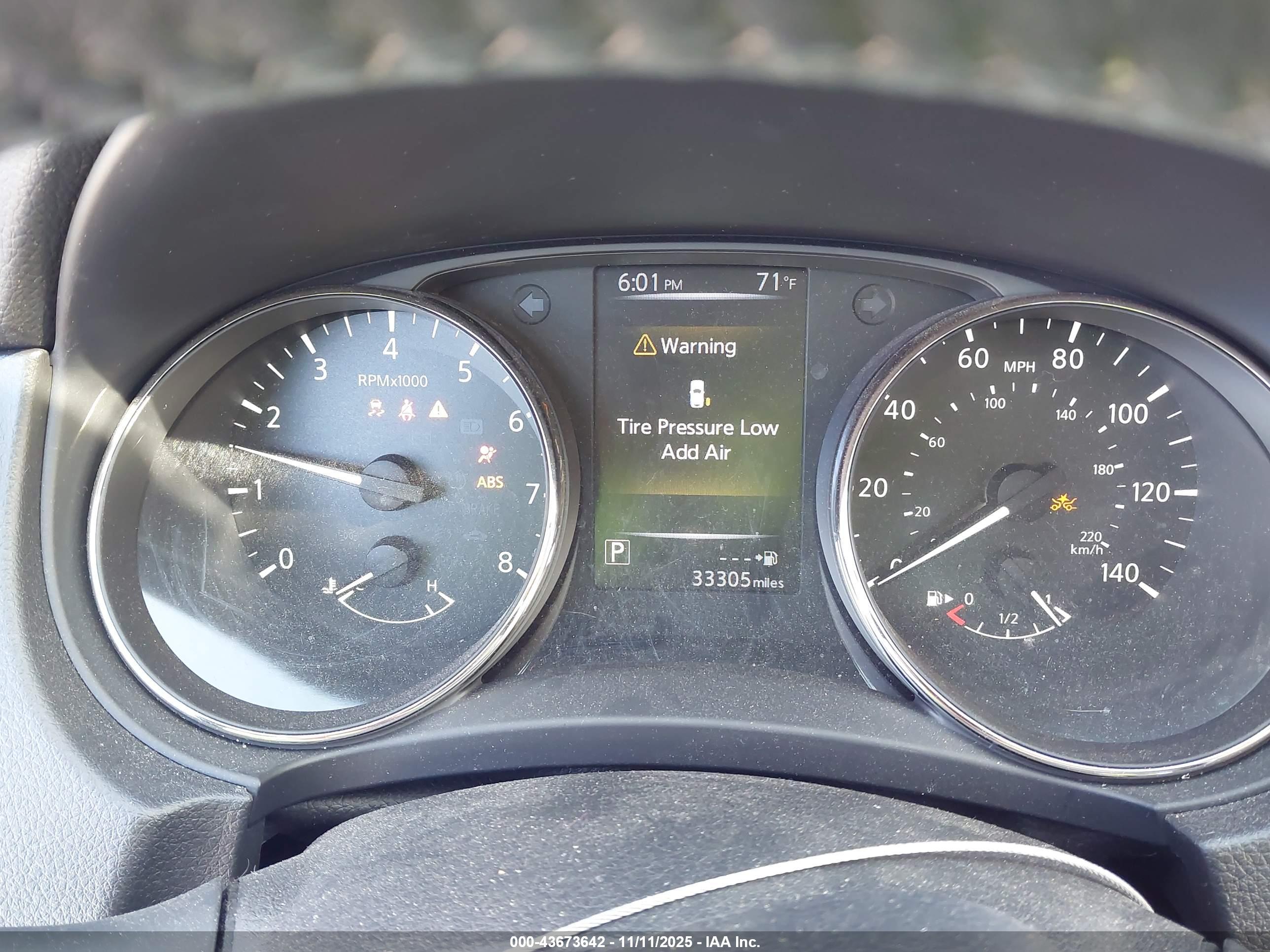 NISSAN ROGUE image 7