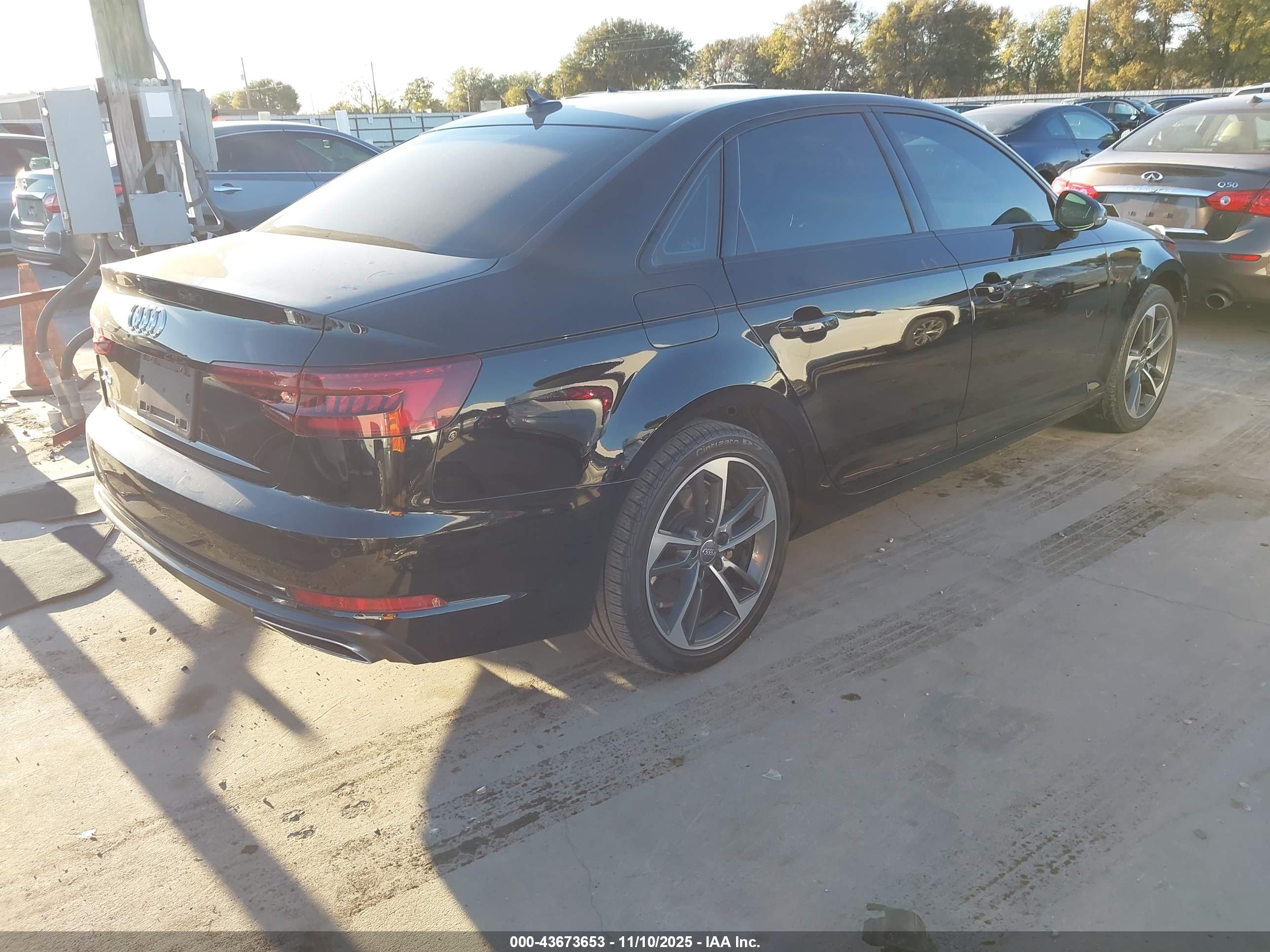 AUDI A4 image 4