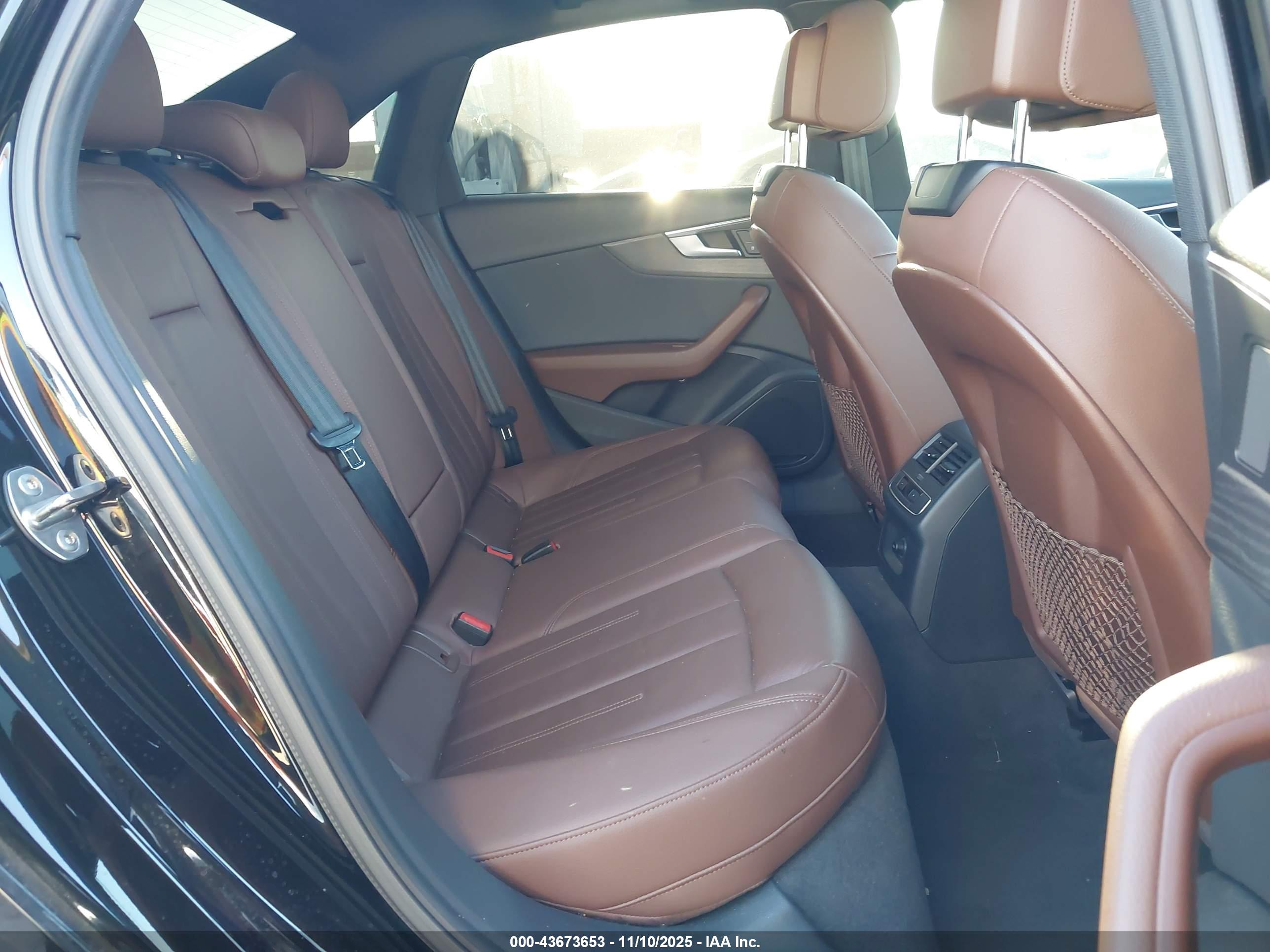 AUDI A4 image 8