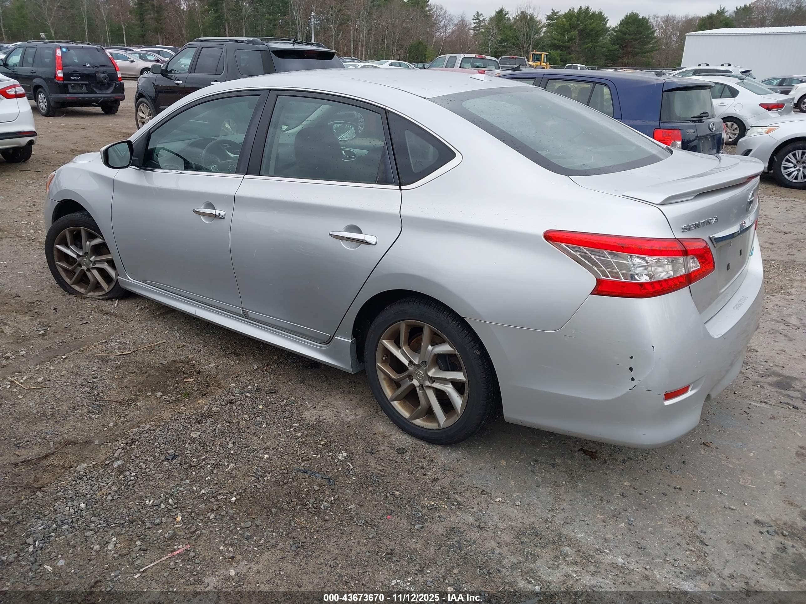 NISSAN SENTRA image 3