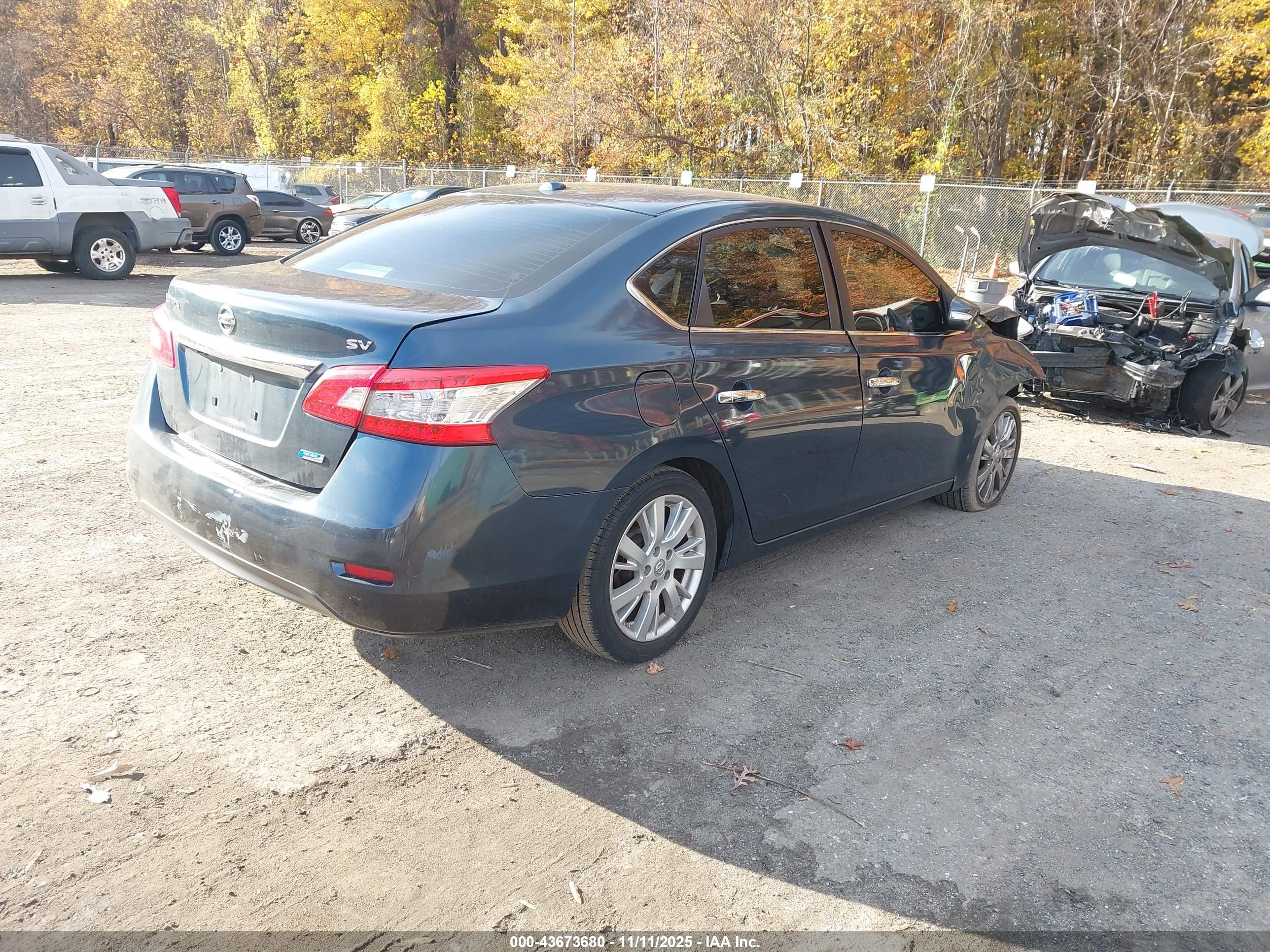 NISSAN SENTRA image 4