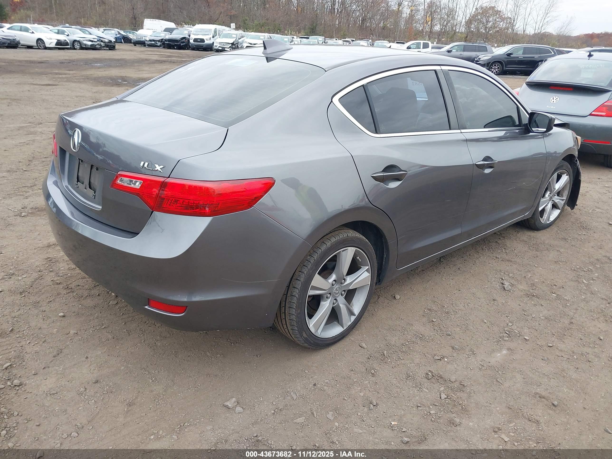 ACURA ILX image 4