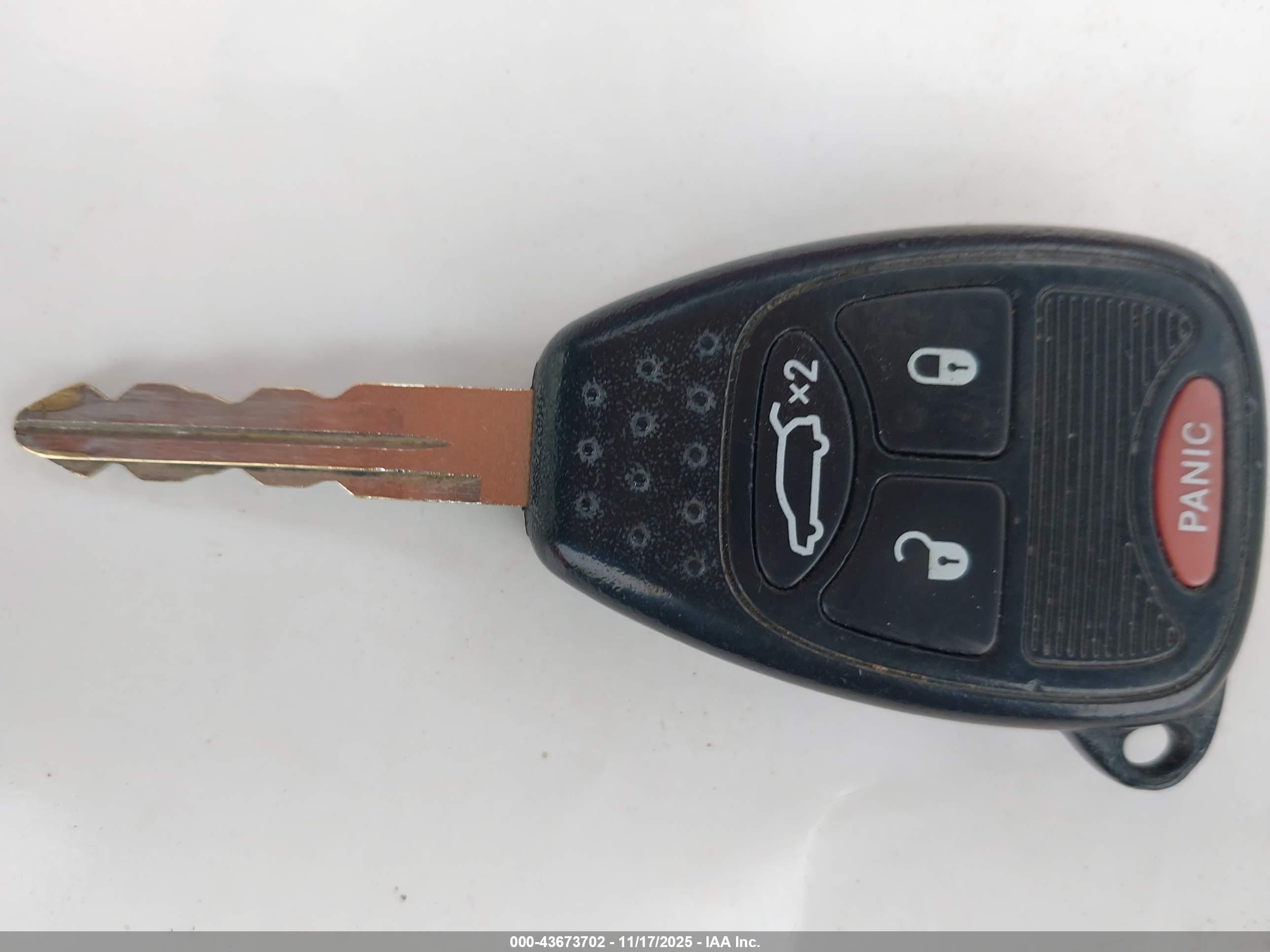 JEEP LIBERTY image 11