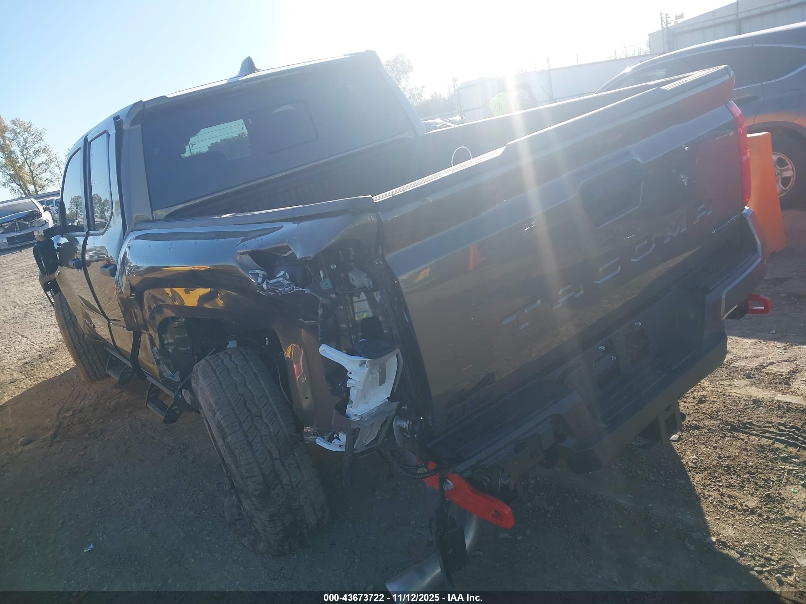 TOYOTA TACOMA image 3
