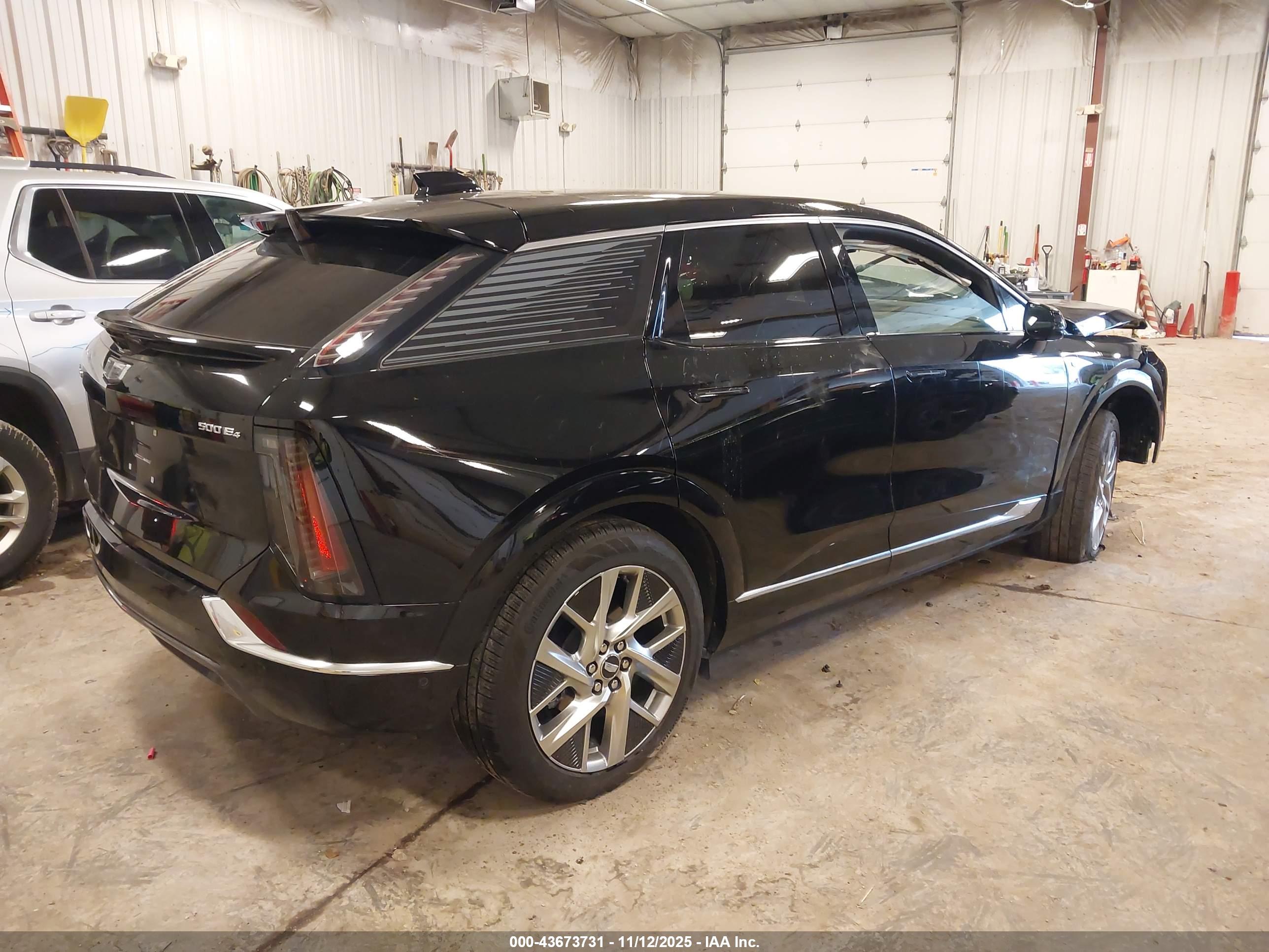 CADILLAC OPTIQ image 4