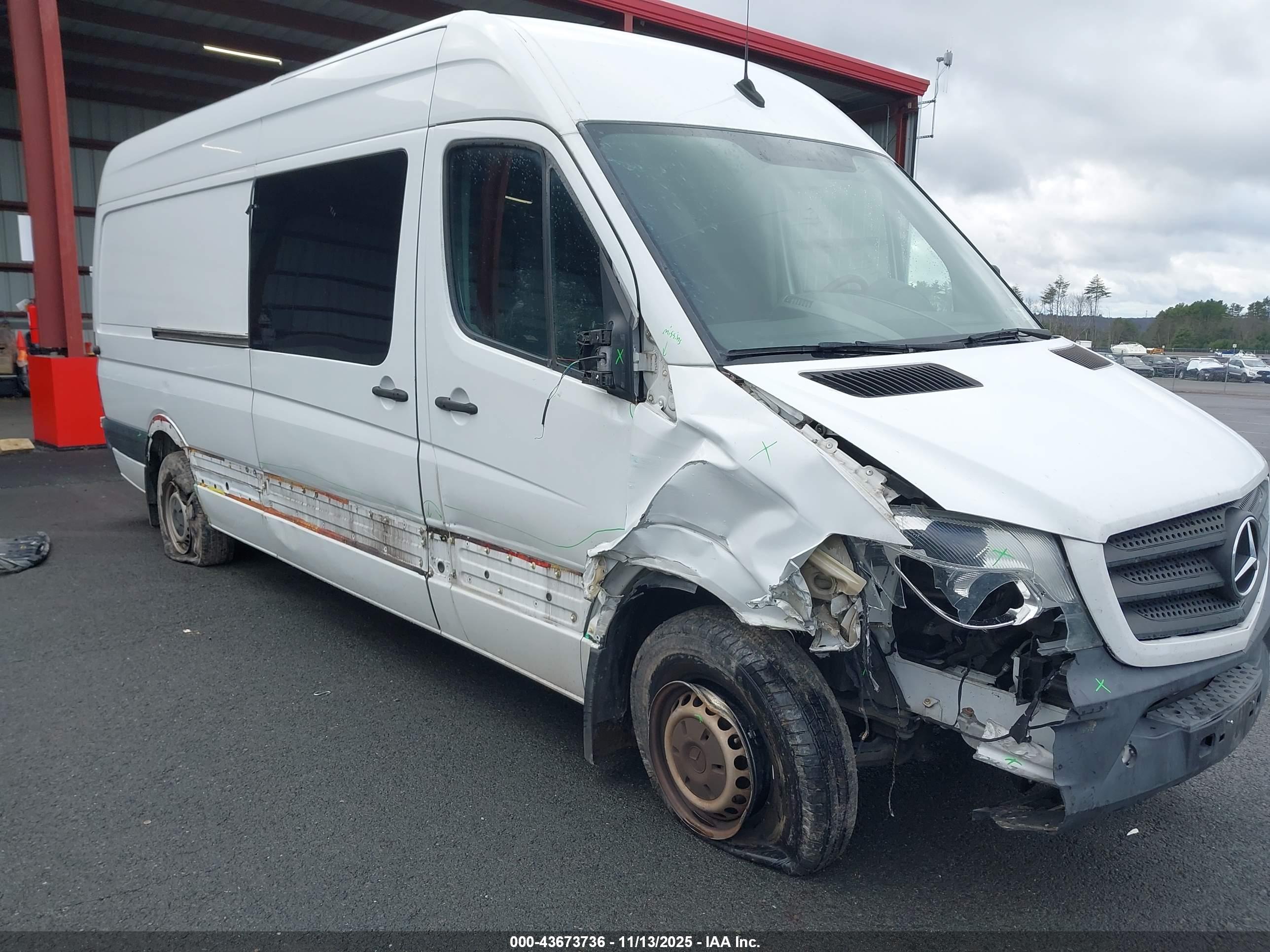 MERCEDES-BENZ SPRINTER image 6