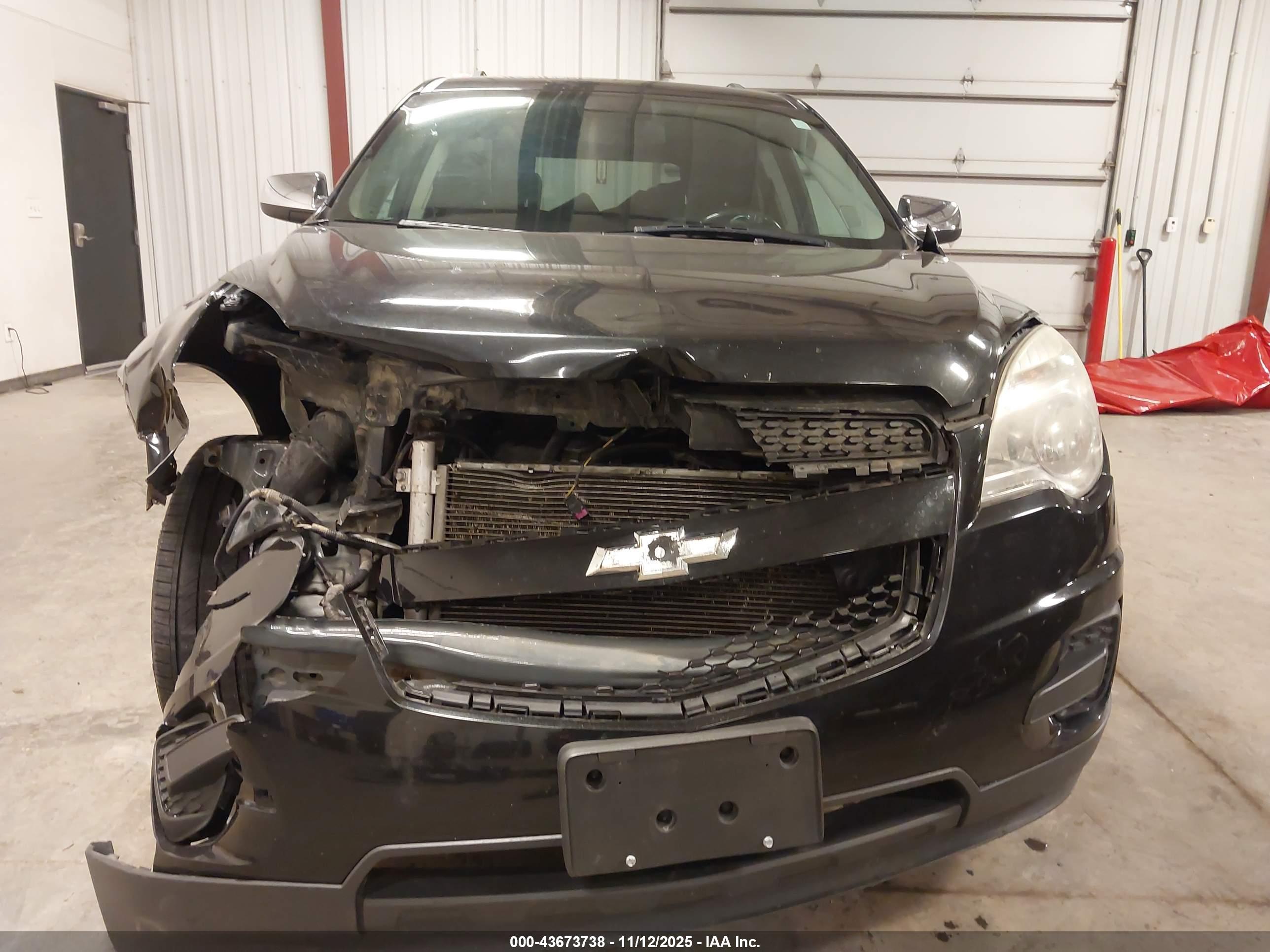CHEVROLET EQUINOX image 6