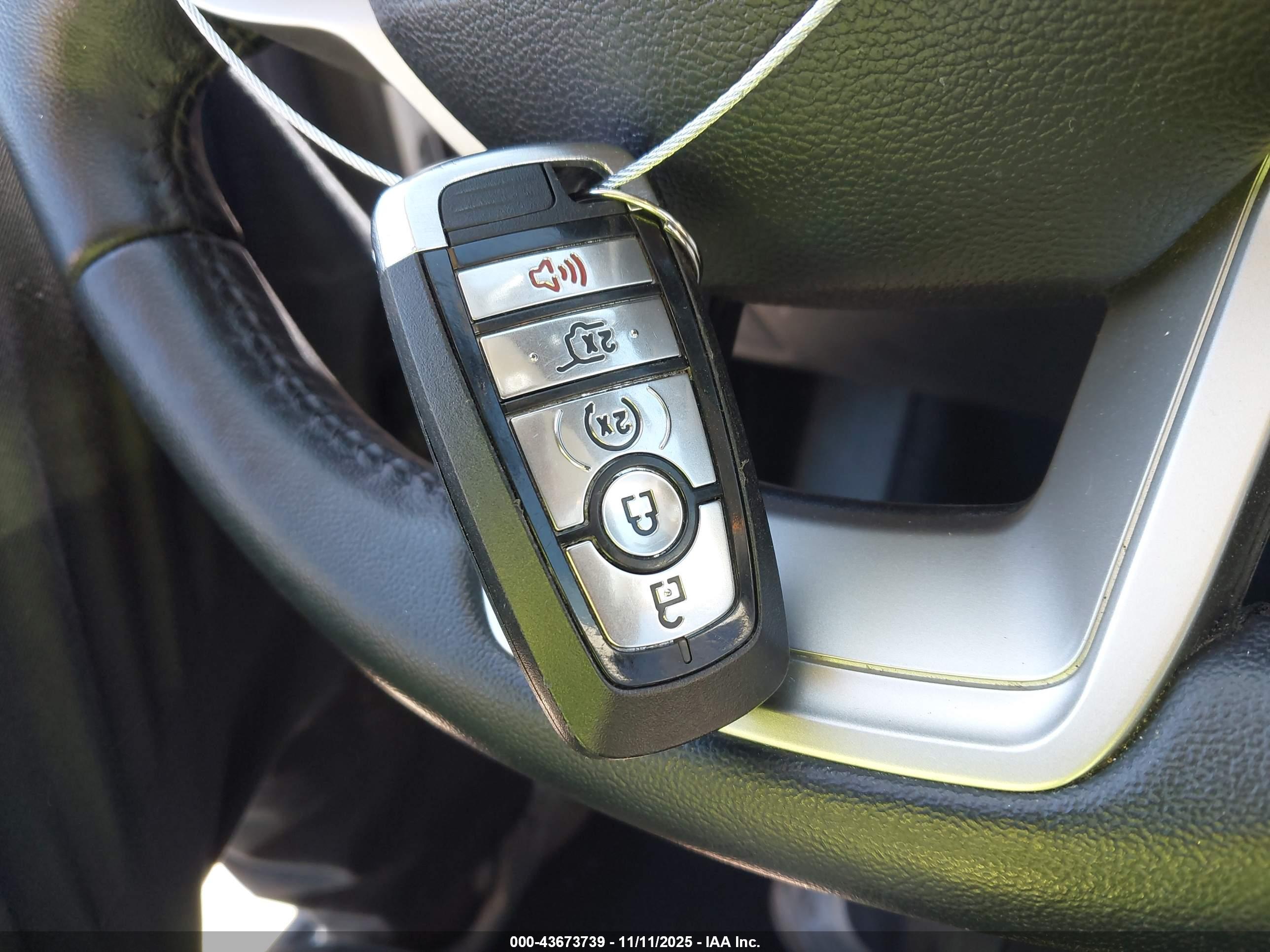 FORD EXPLORER image 11