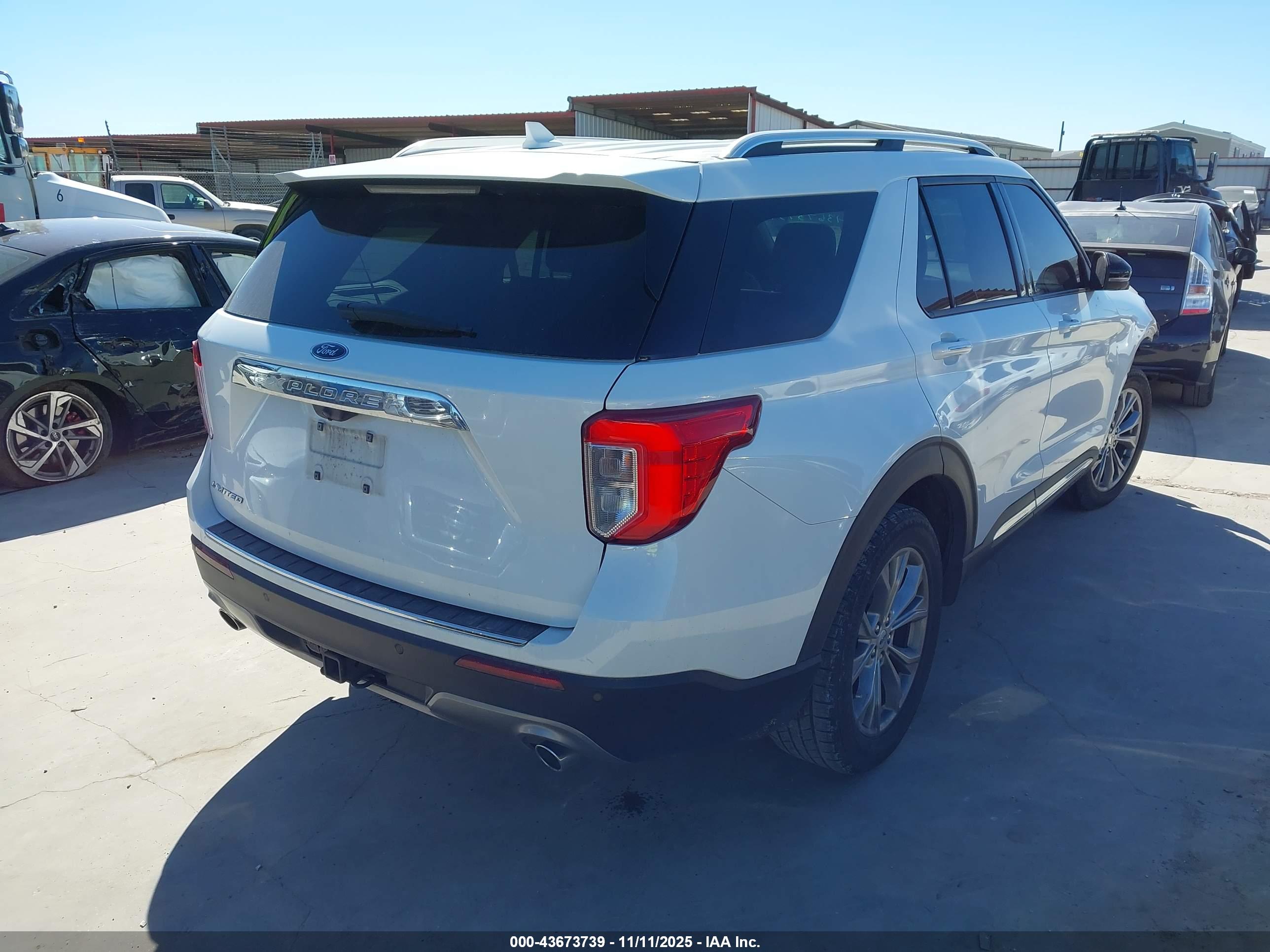 FORD EXPLORER image 4