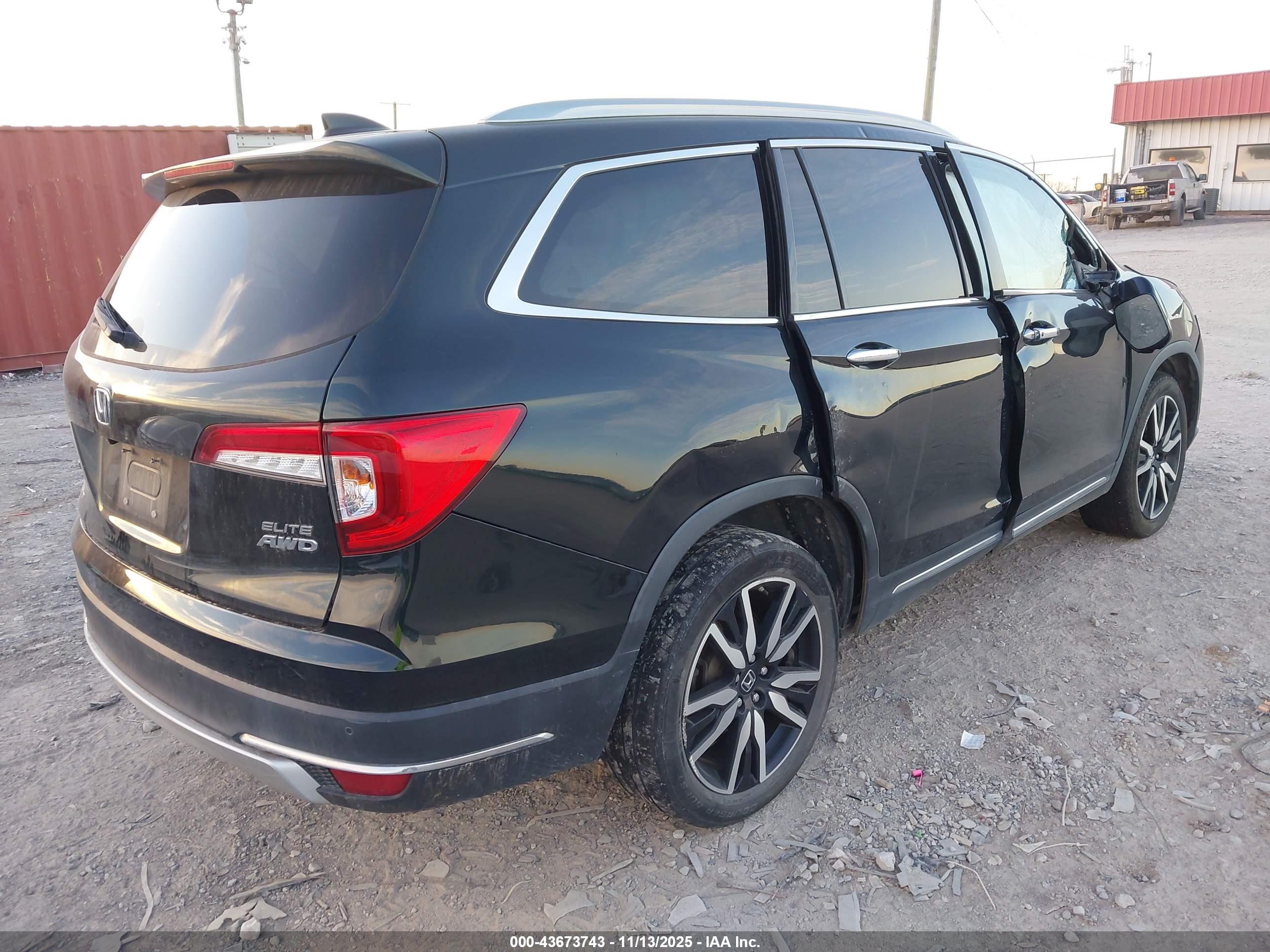 HONDA PILOT image 4