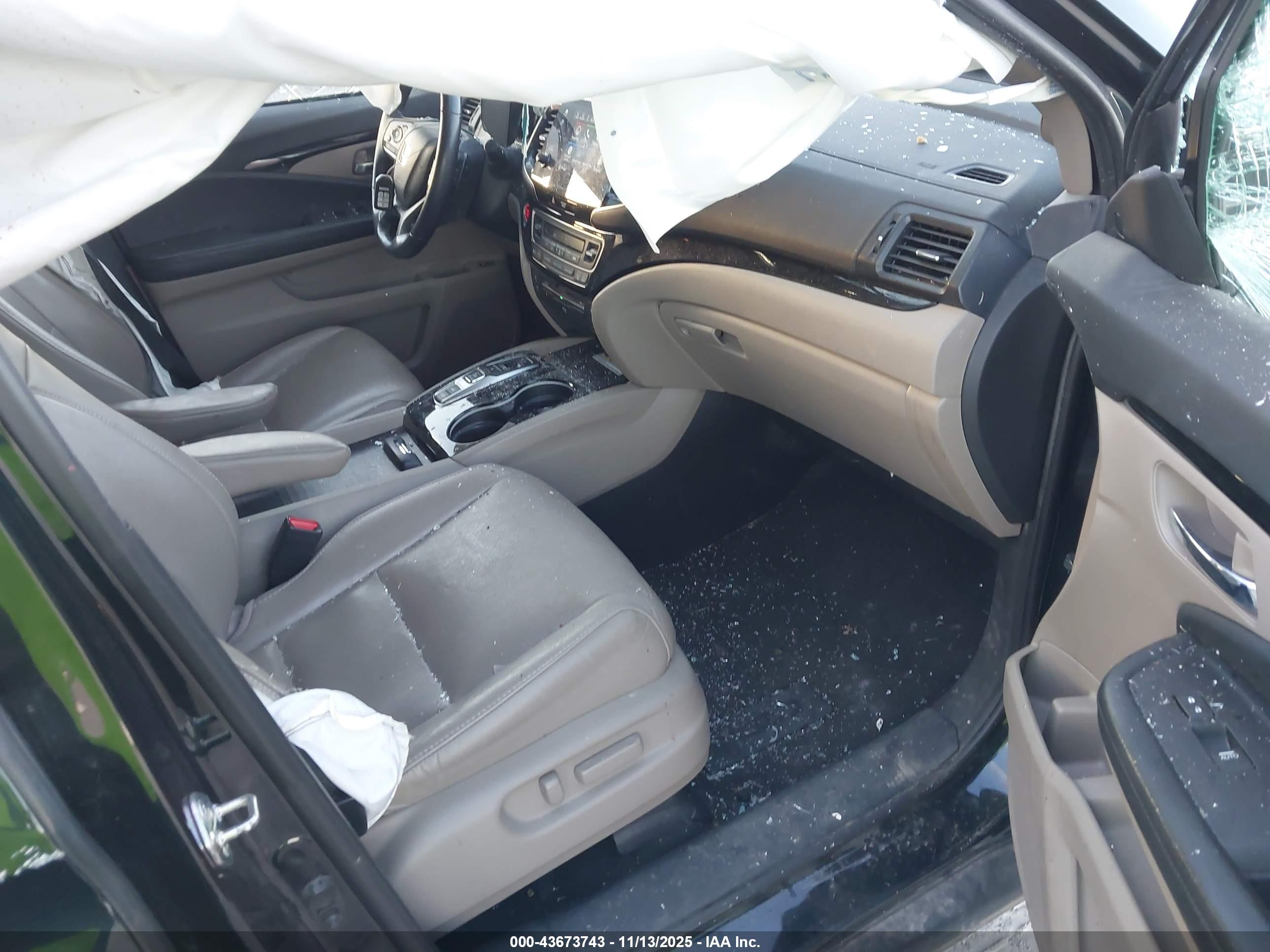HONDA PILOT image 5