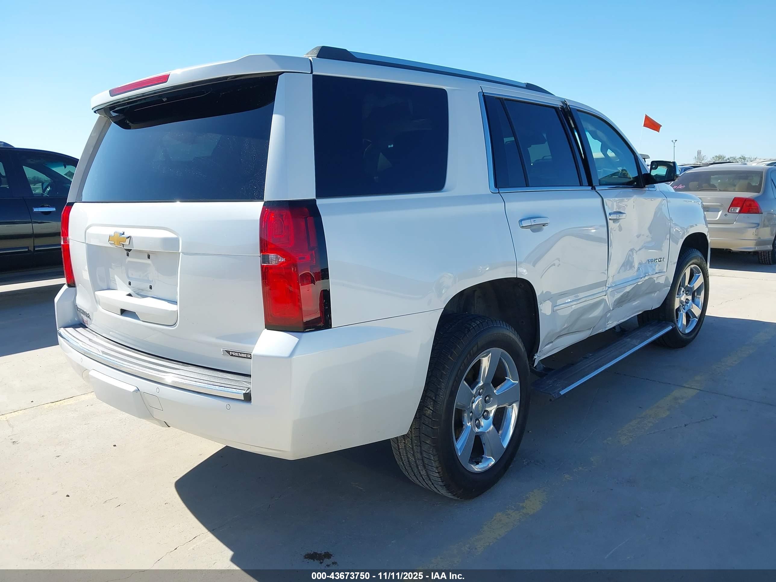 CHEVROLET TAHOE image 4