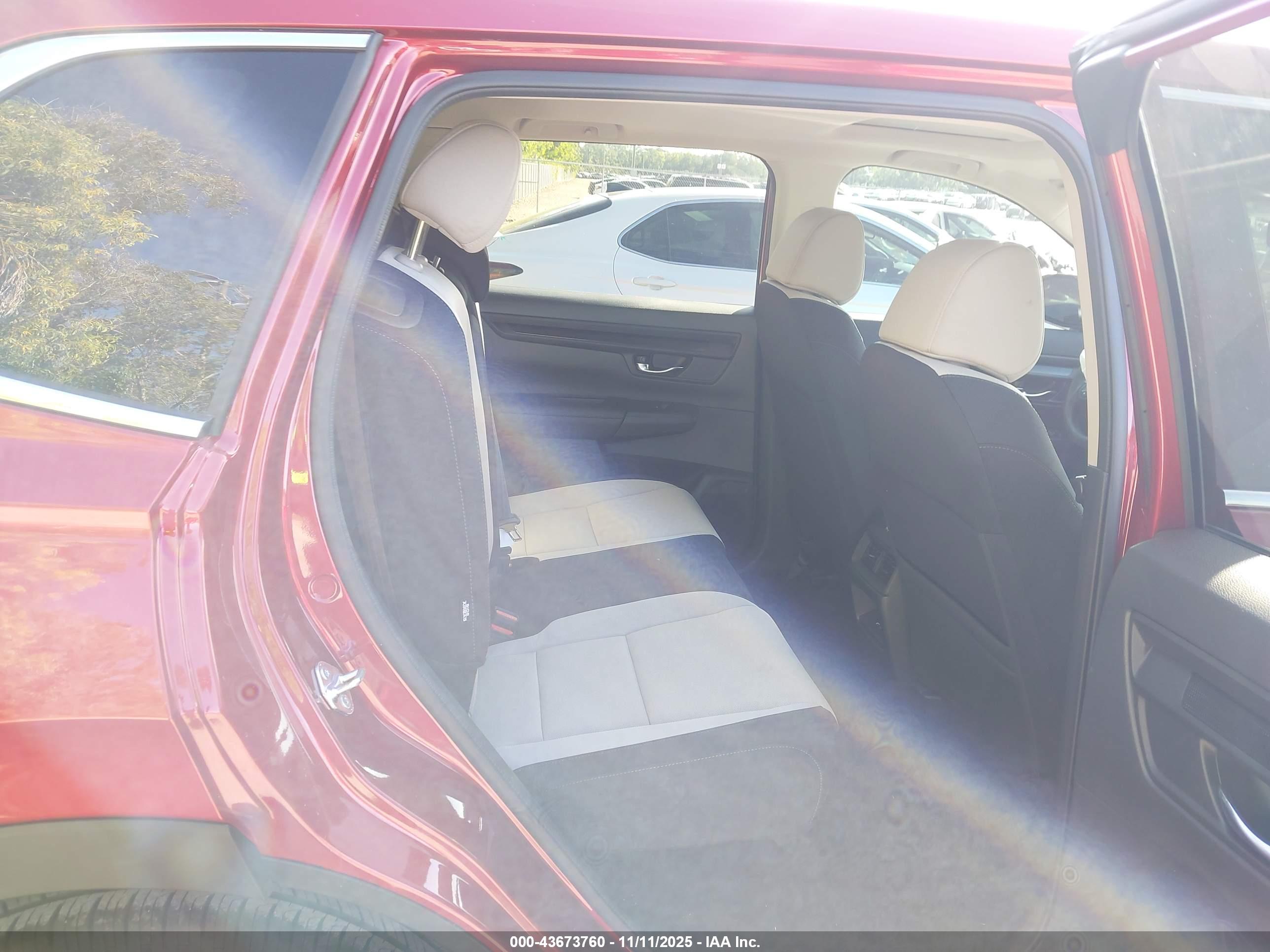 HONDA CR-V image 8