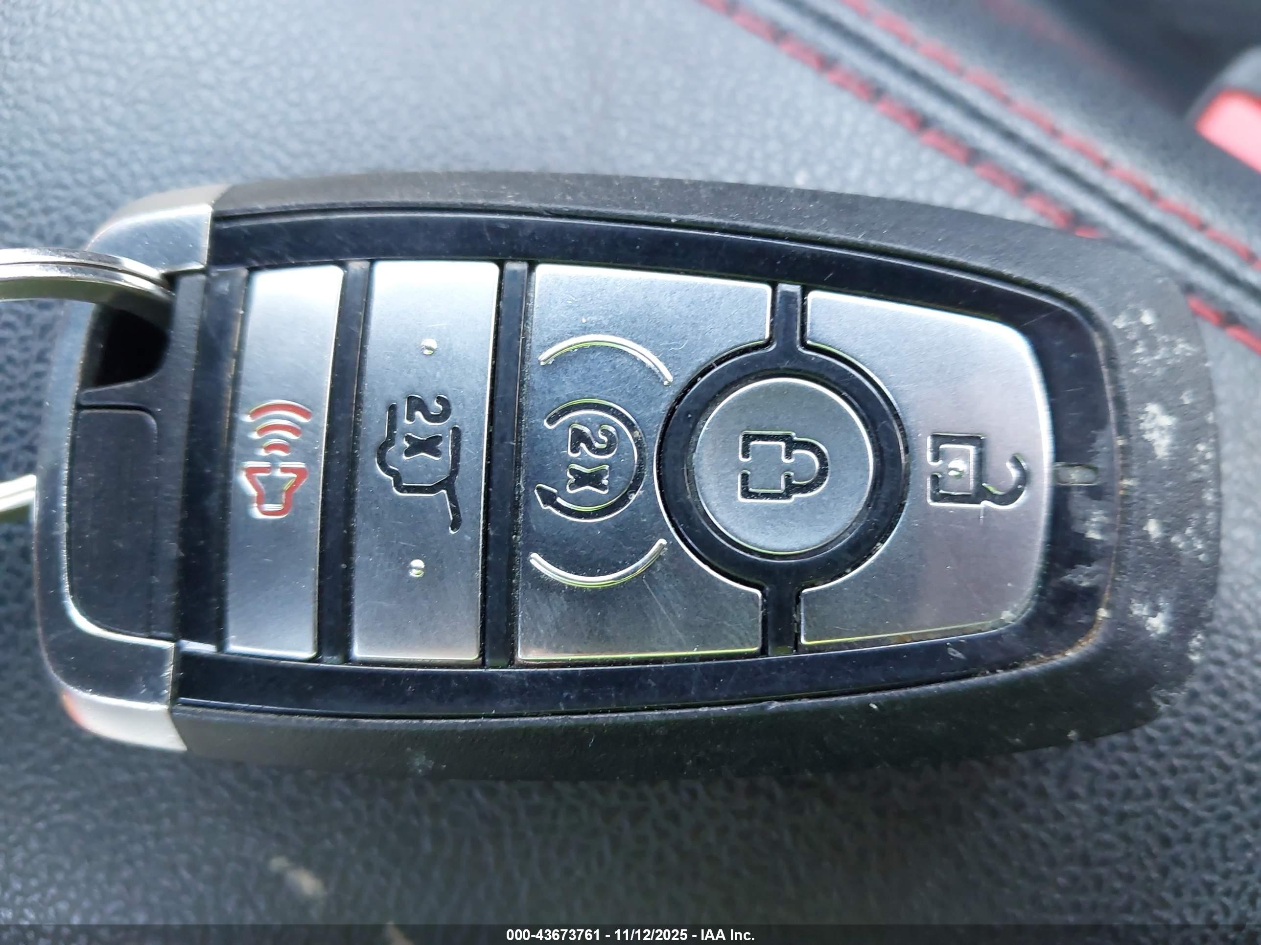 FORD ESCAPE image 11