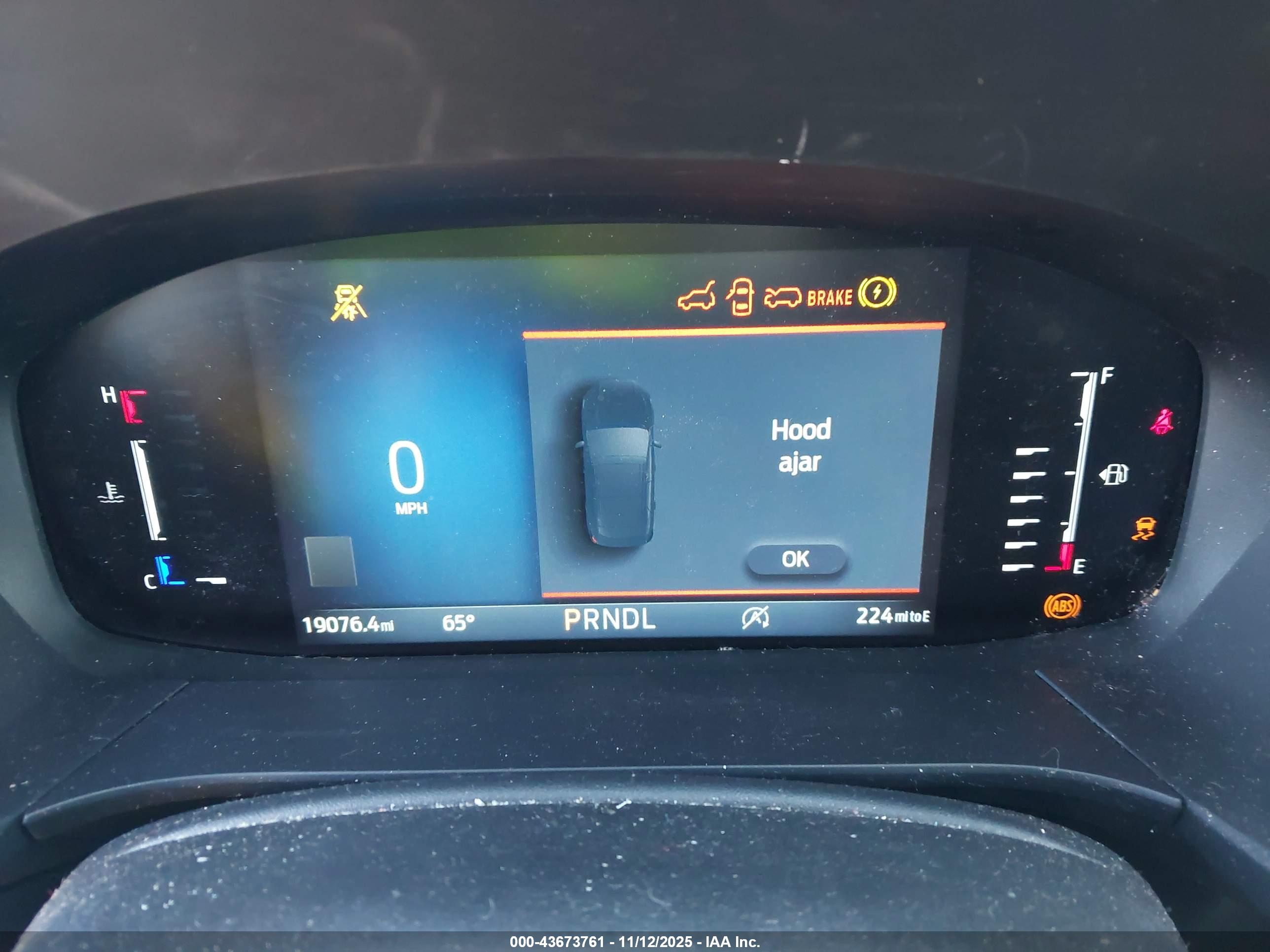 FORD ESCAPE image 7