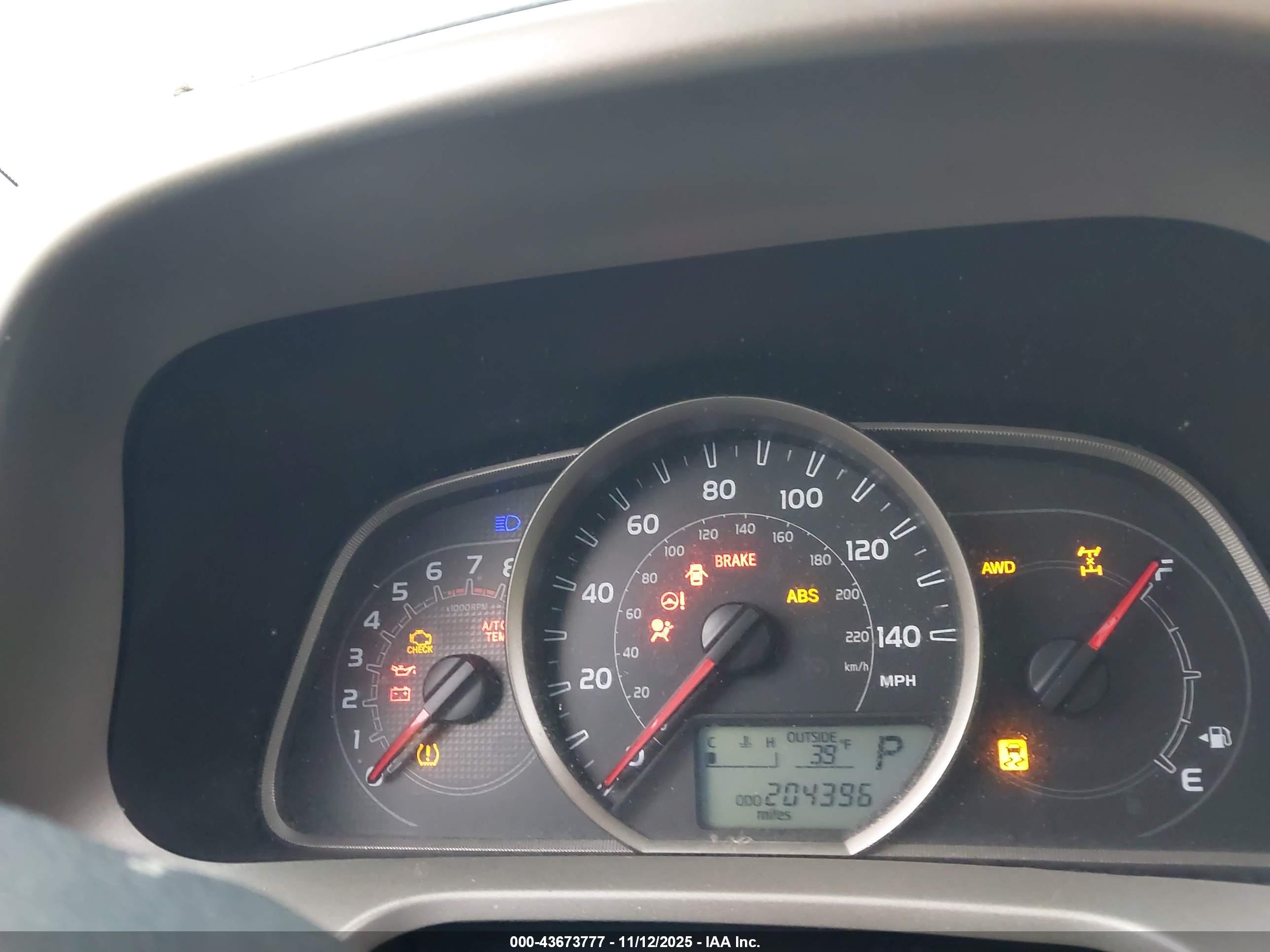 TOYOTA RAV4 image 7