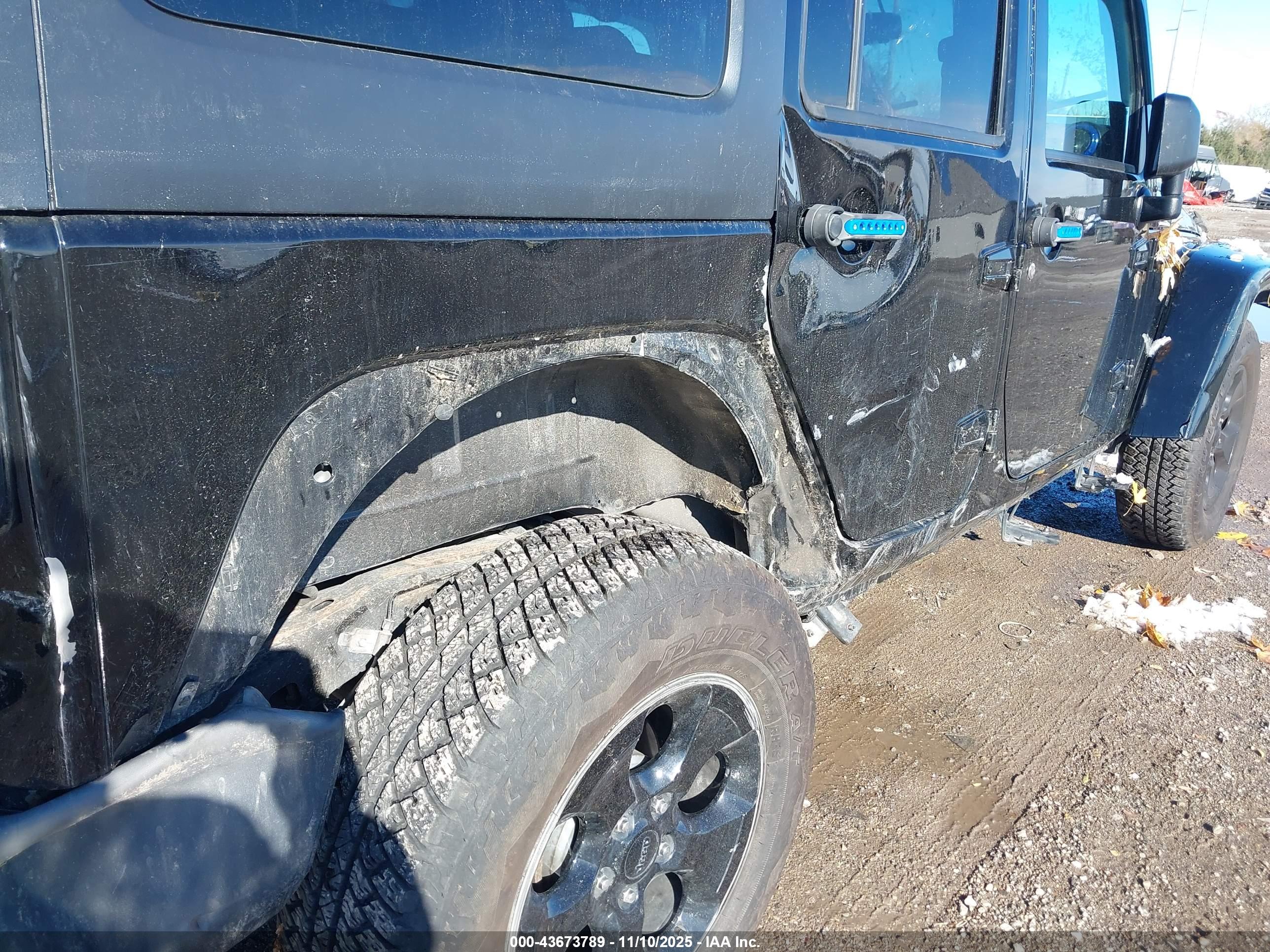 JEEP WRANGLER image 6