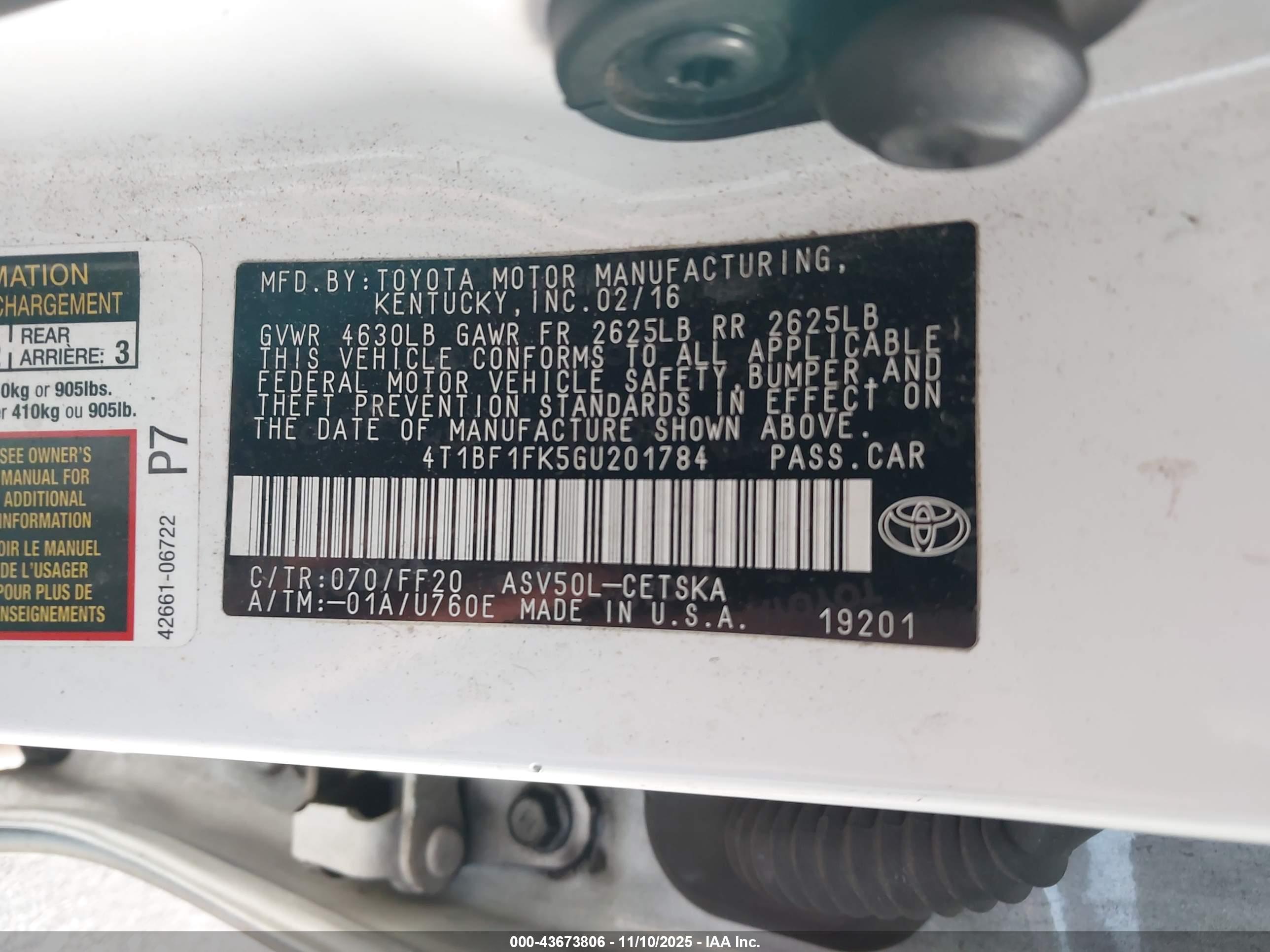 TOYOTA CAMRY image 9