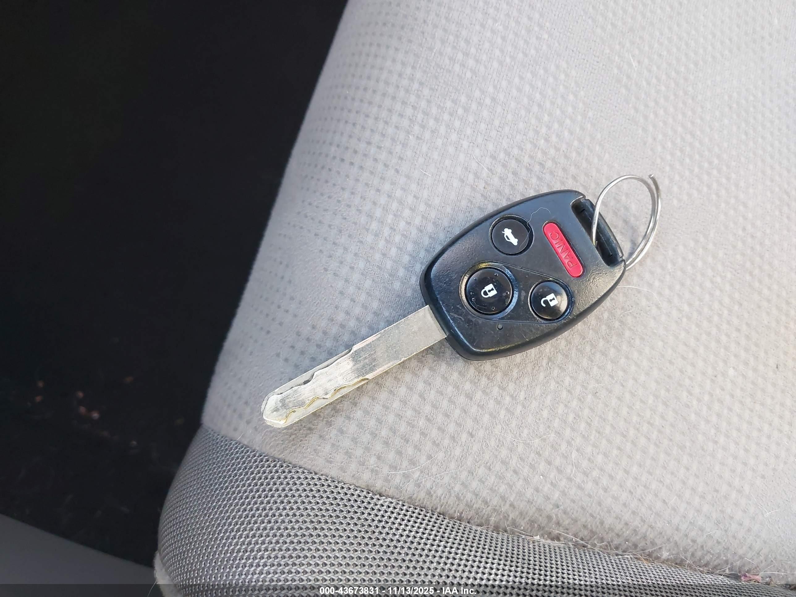 HONDA CIVIC image 11