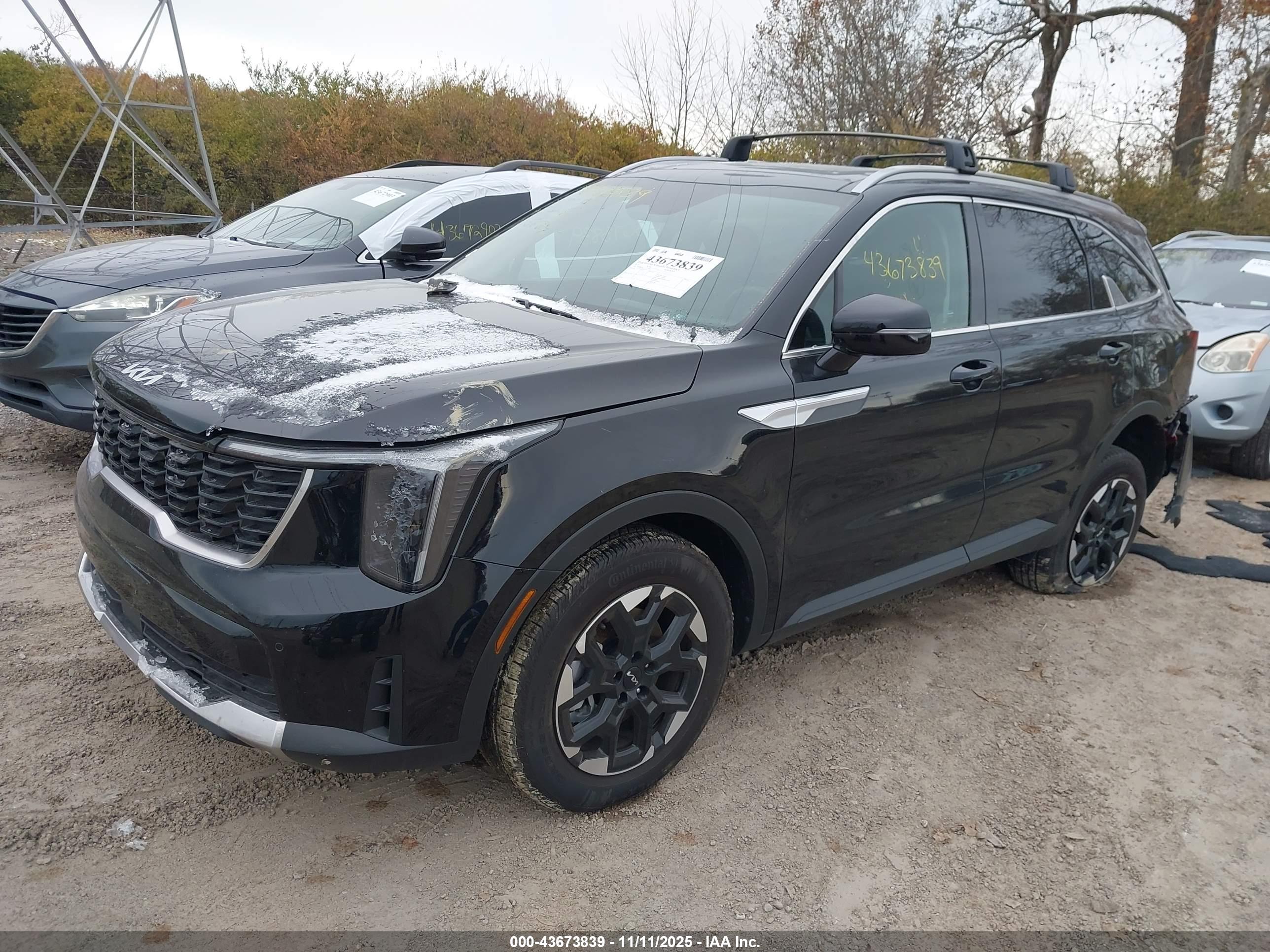 KIA SORENTO image 2