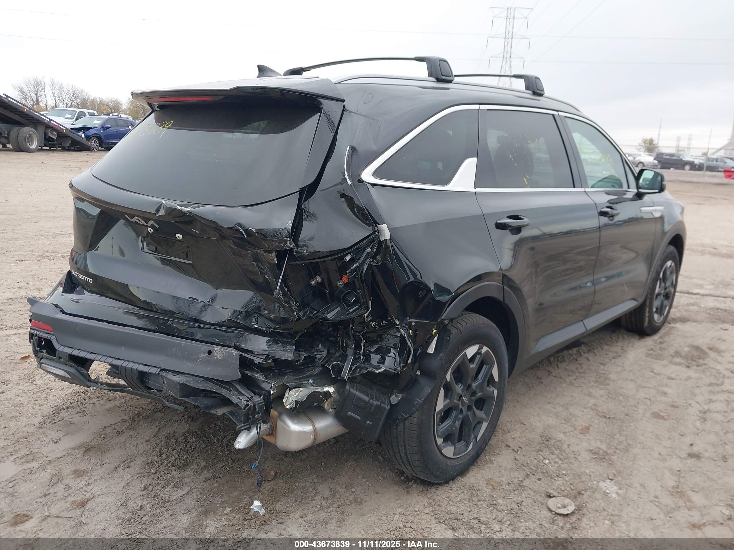 KIA SORENTO image 6