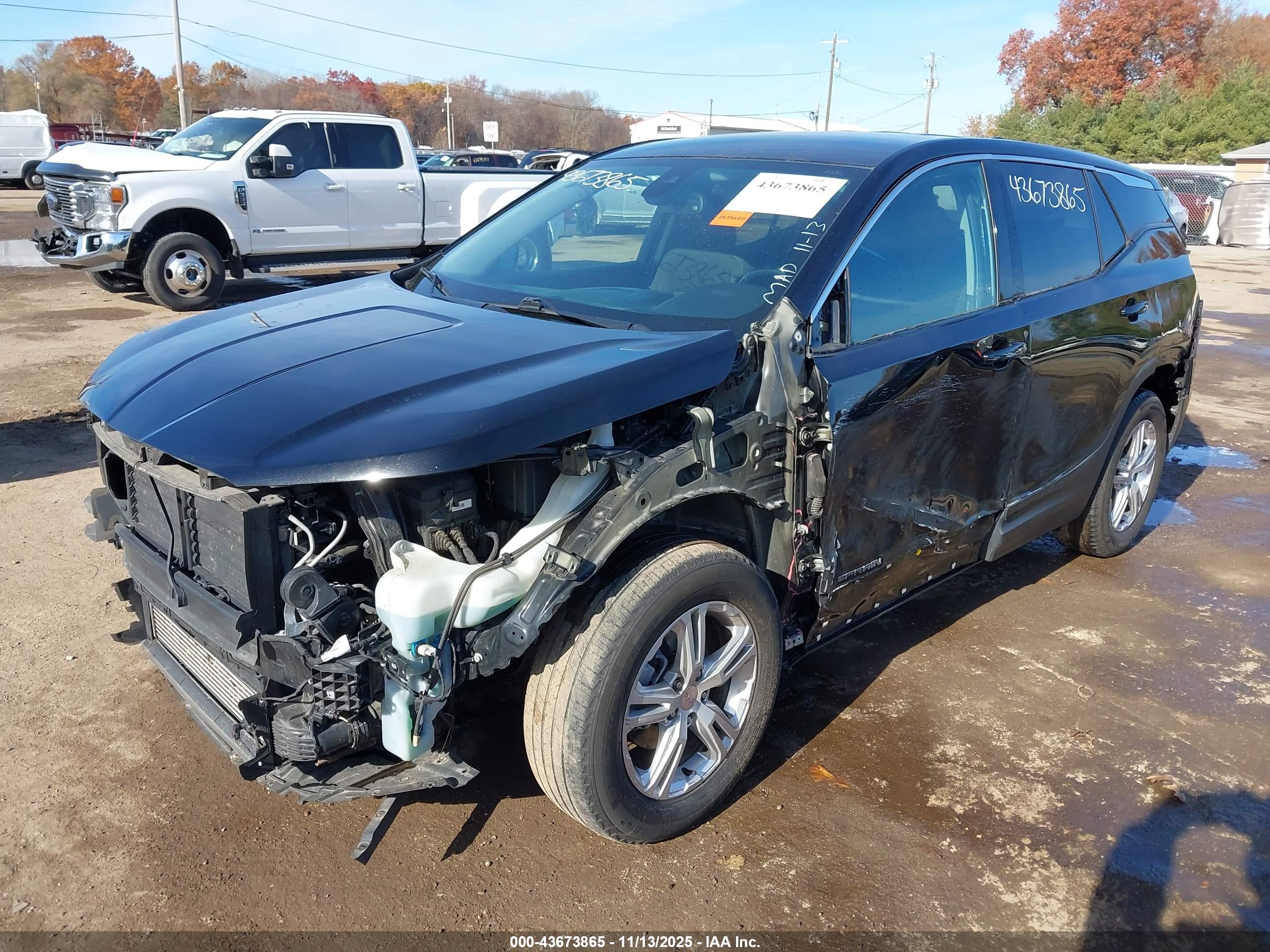 GMC TERRAIN image 6