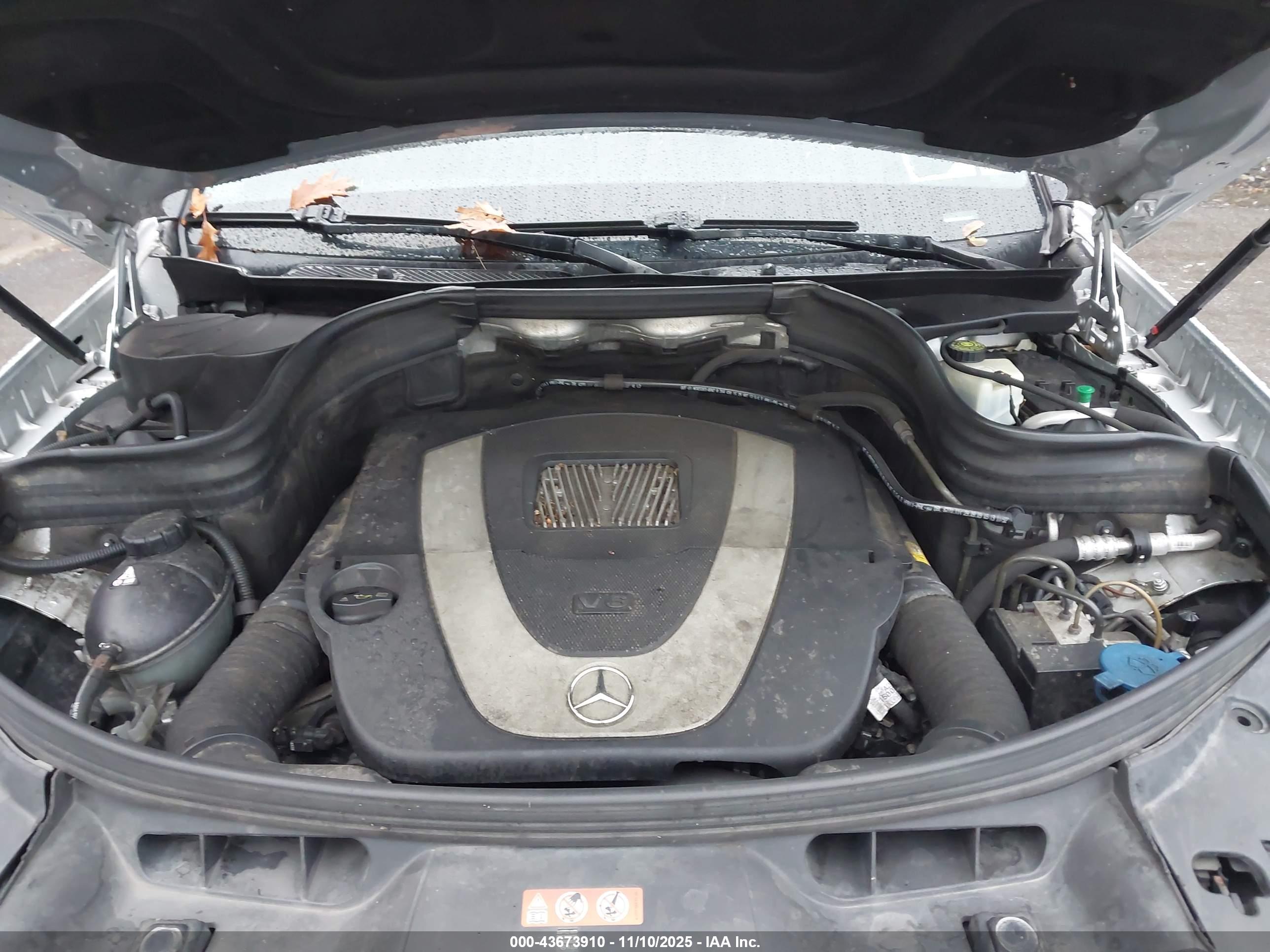 MERCEDES-BENZ GLK image 10