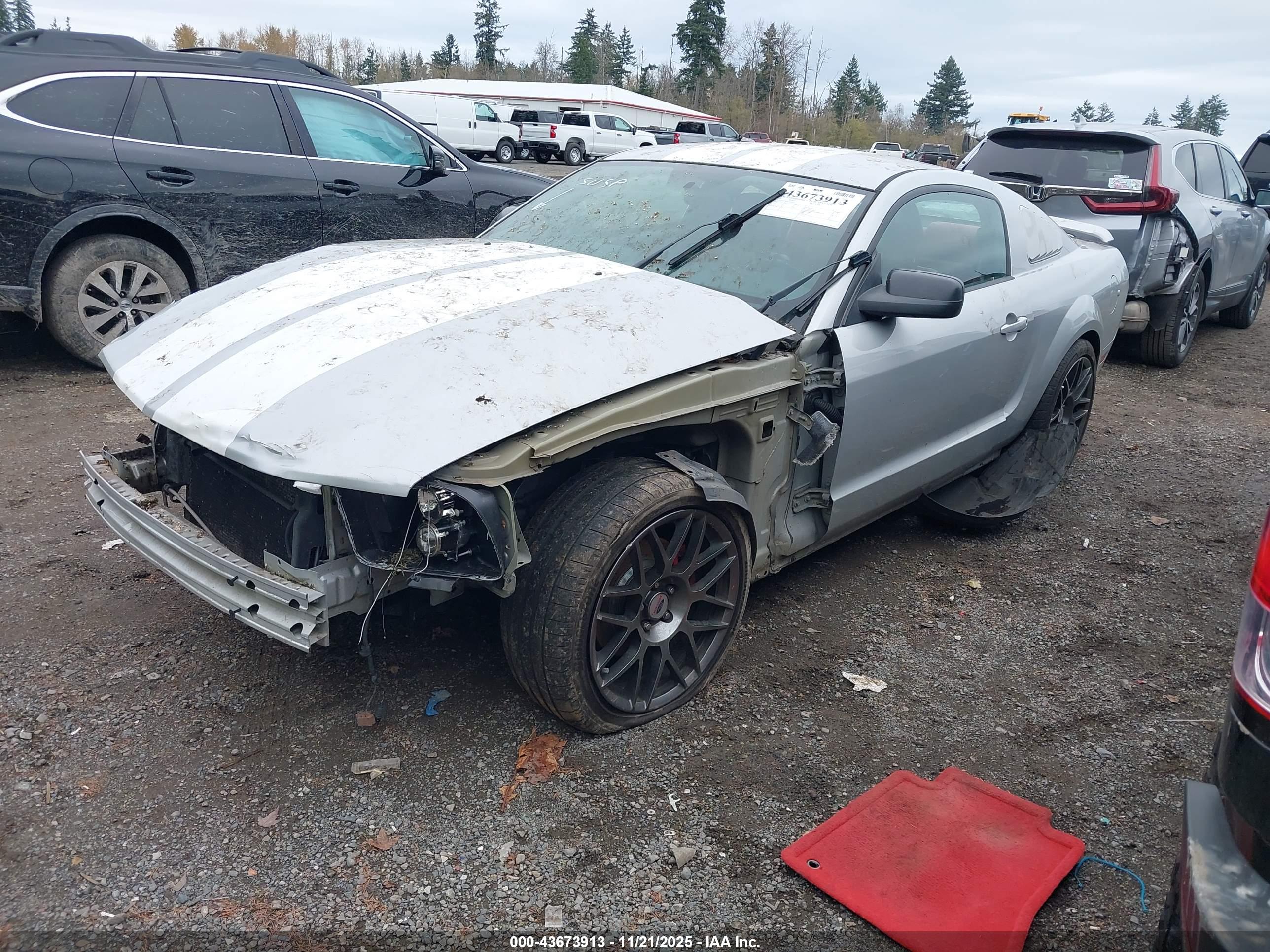 FORD MUSTANG image 2