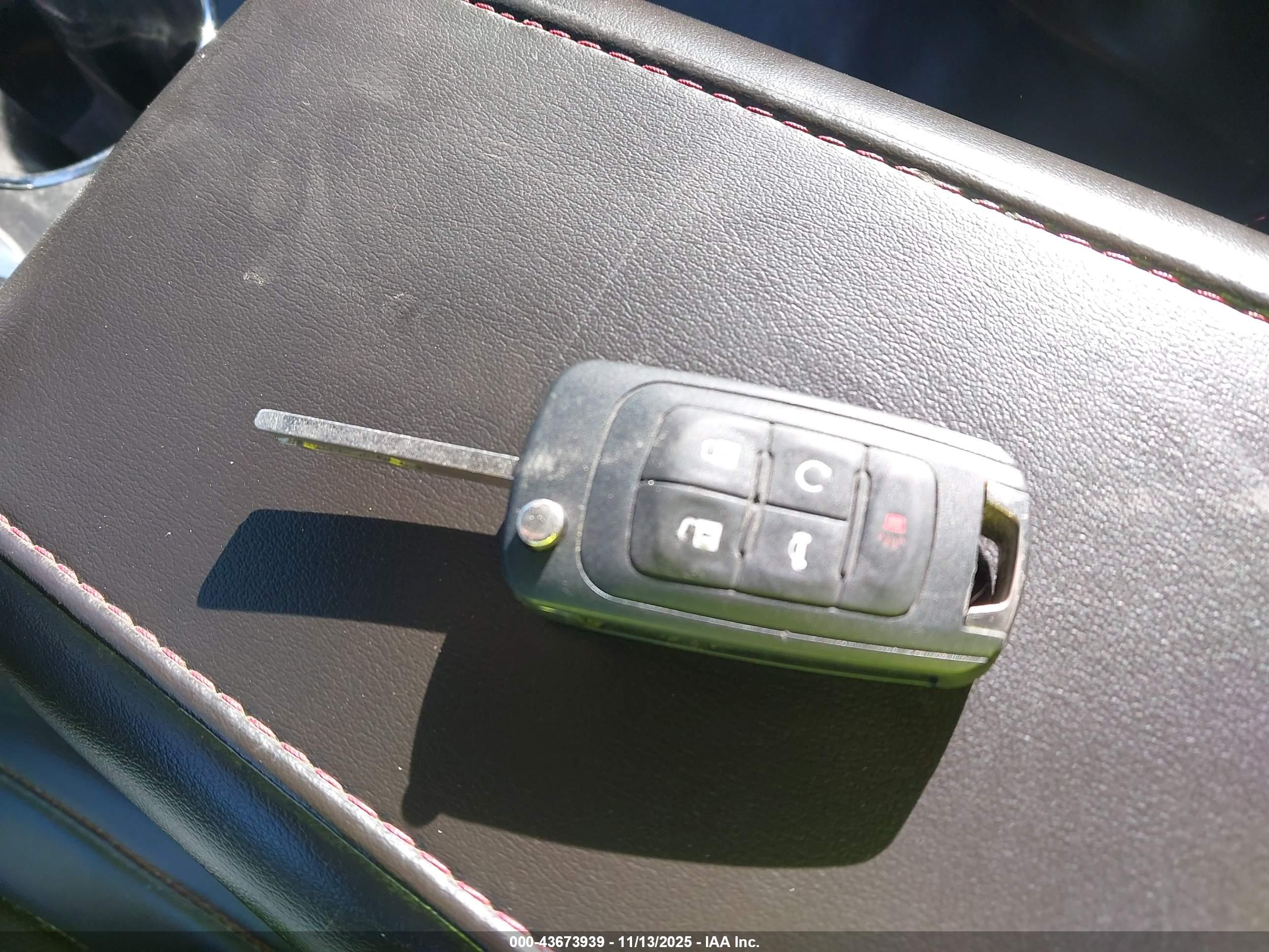 CHEVROLET EQUINOX image 11
