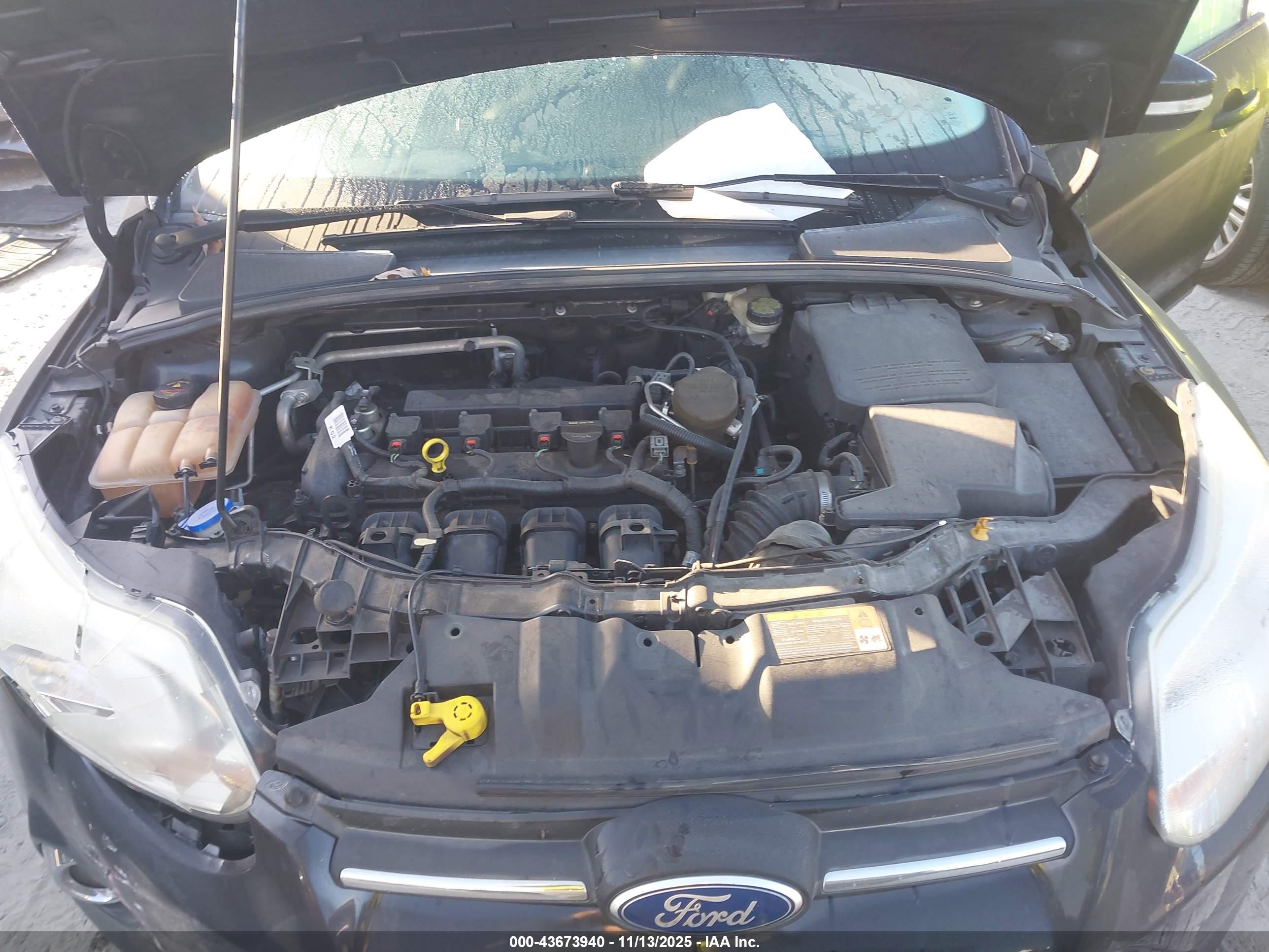 FORD FOCUS image 10