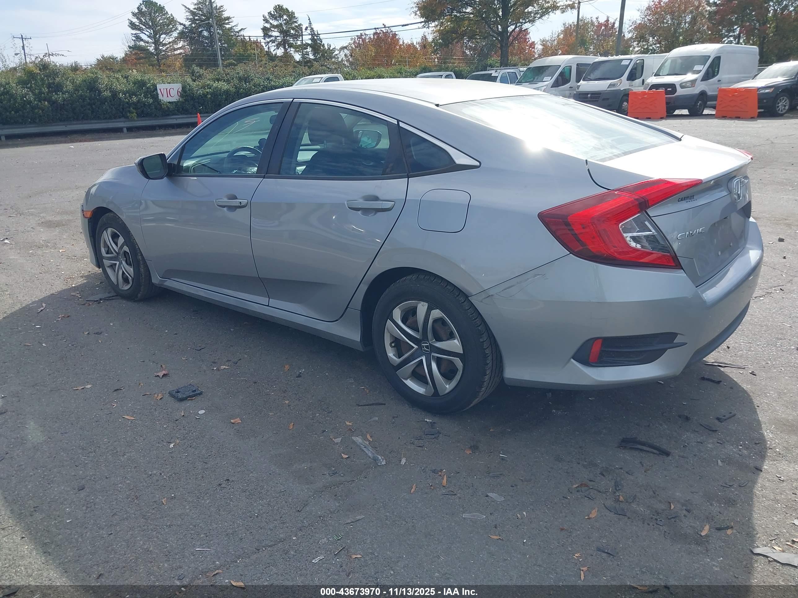 HONDA CIVIC image 3