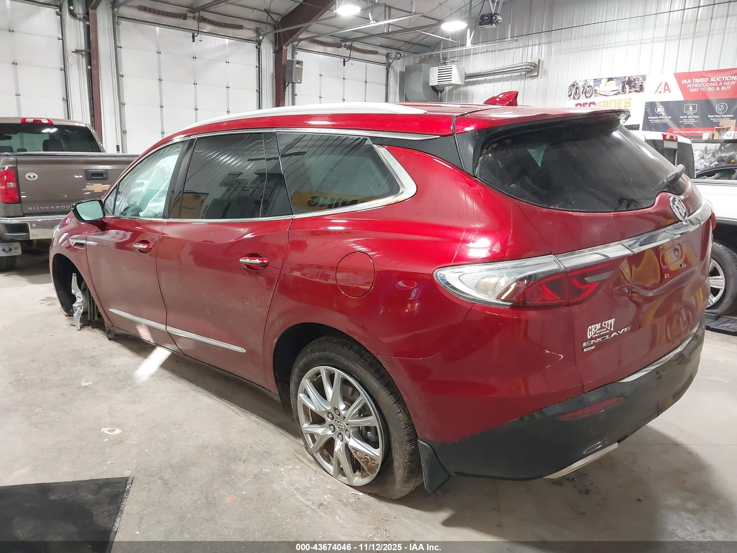BUICK ENCLAVE image 3