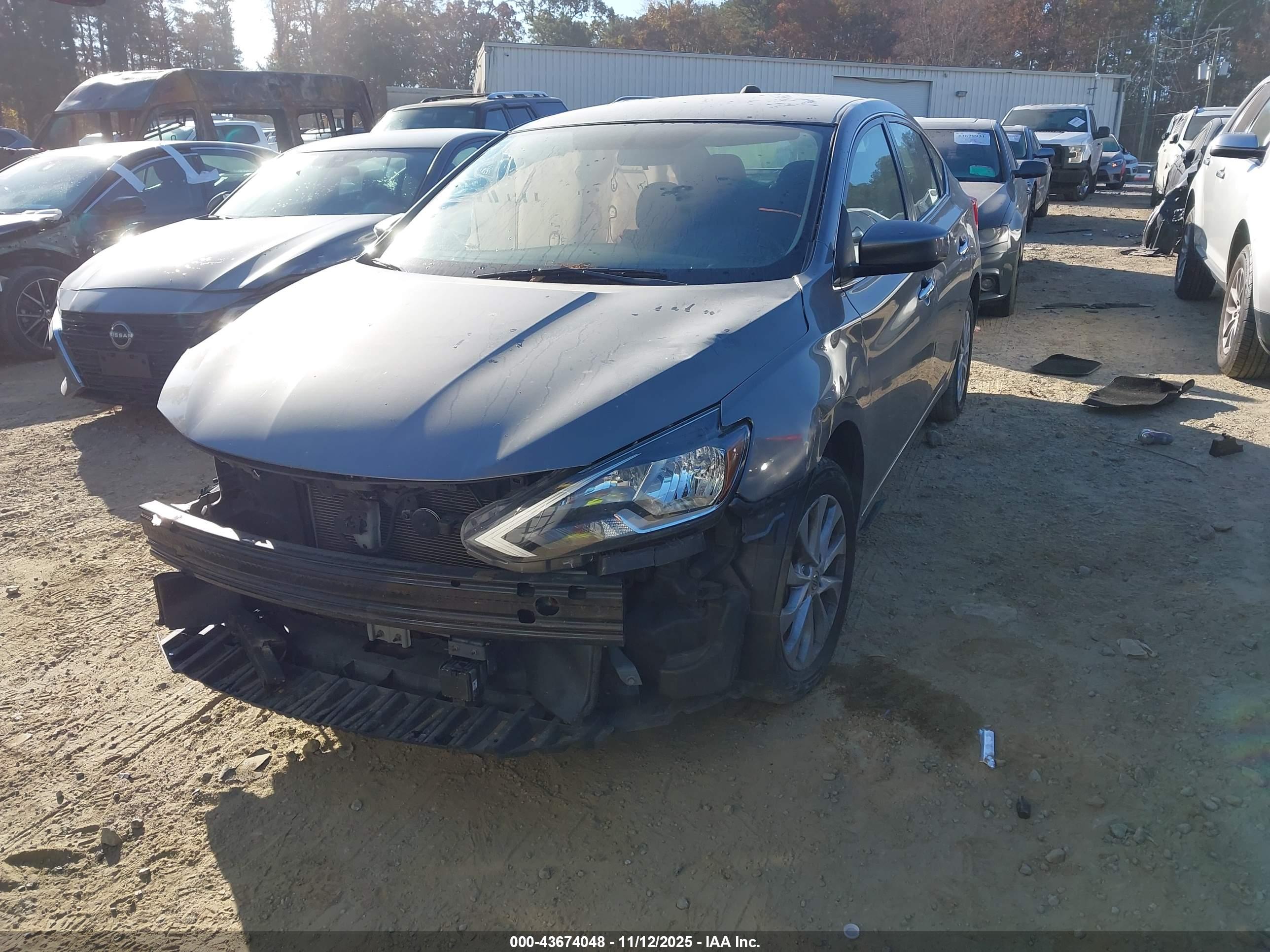 NISSAN SENTRA image 2
