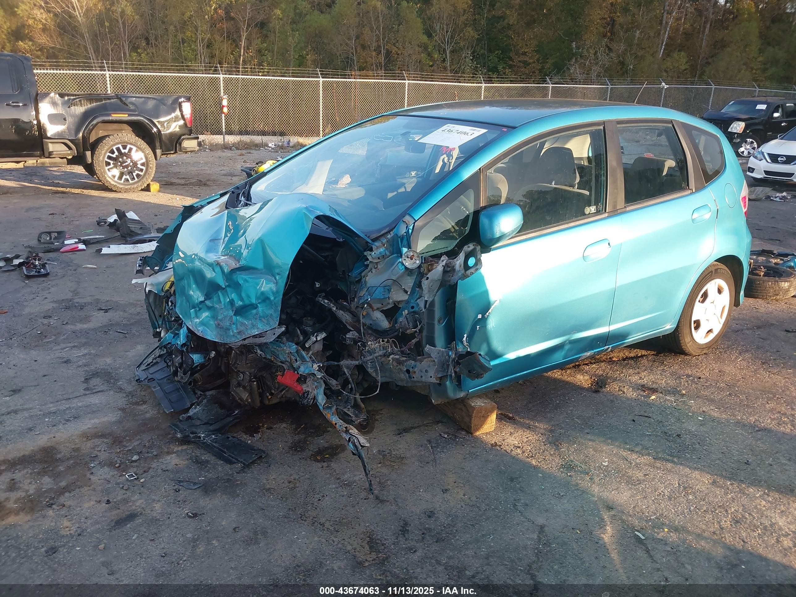 HONDA FIT image 2
