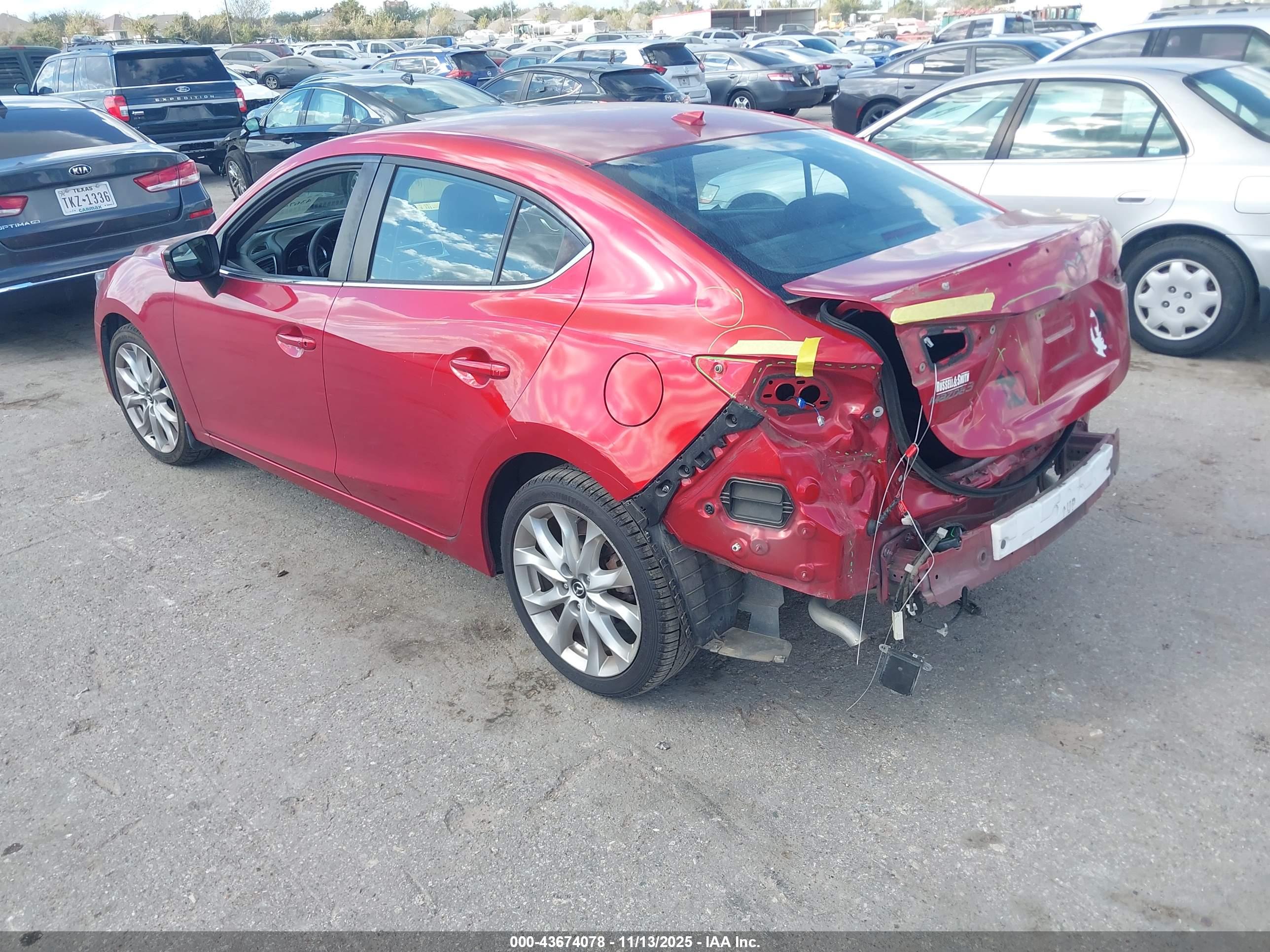 MAZDA MAZDA3 image 3