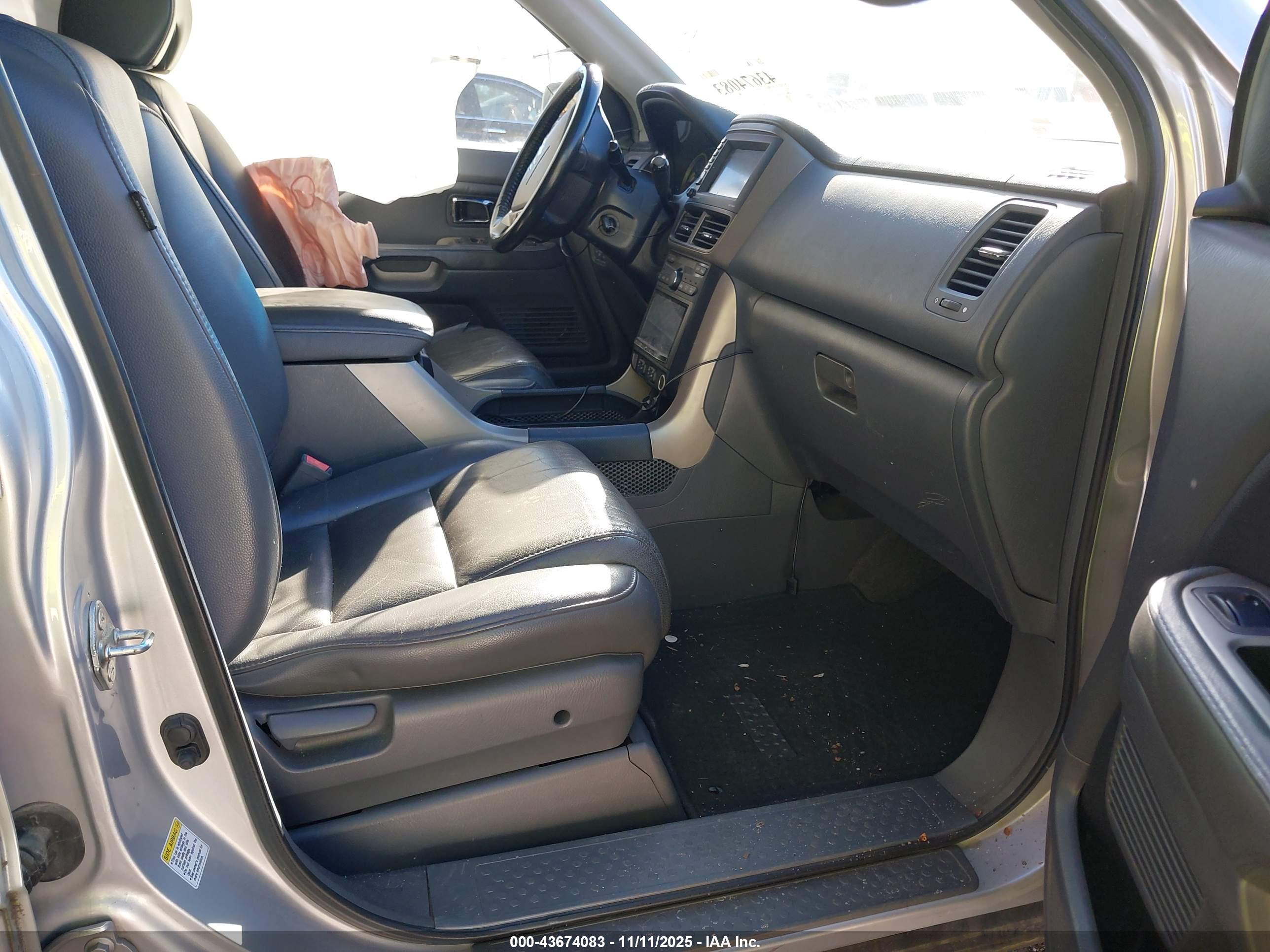HONDA PILOT image 5