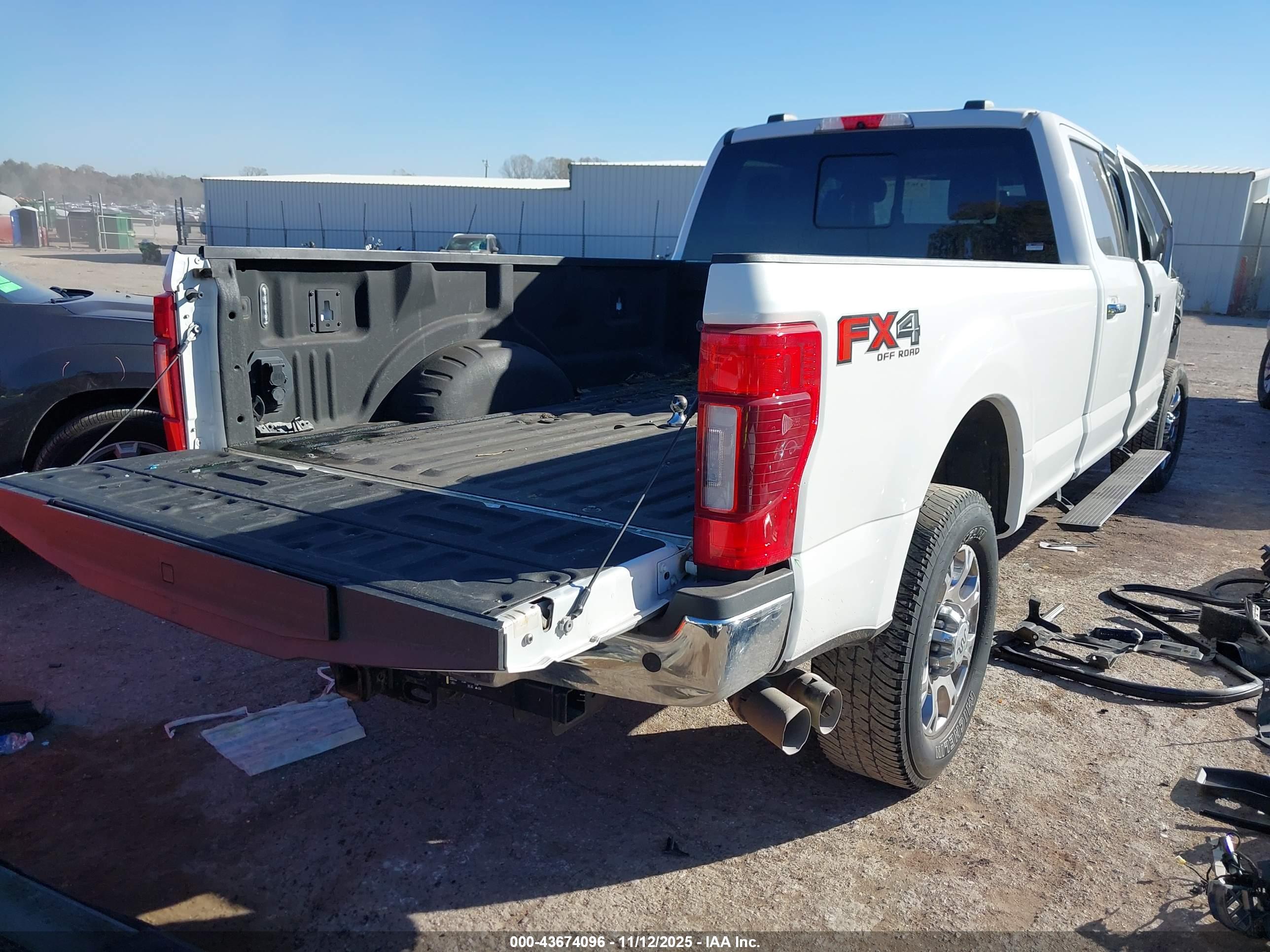 FORD F-350 image 4