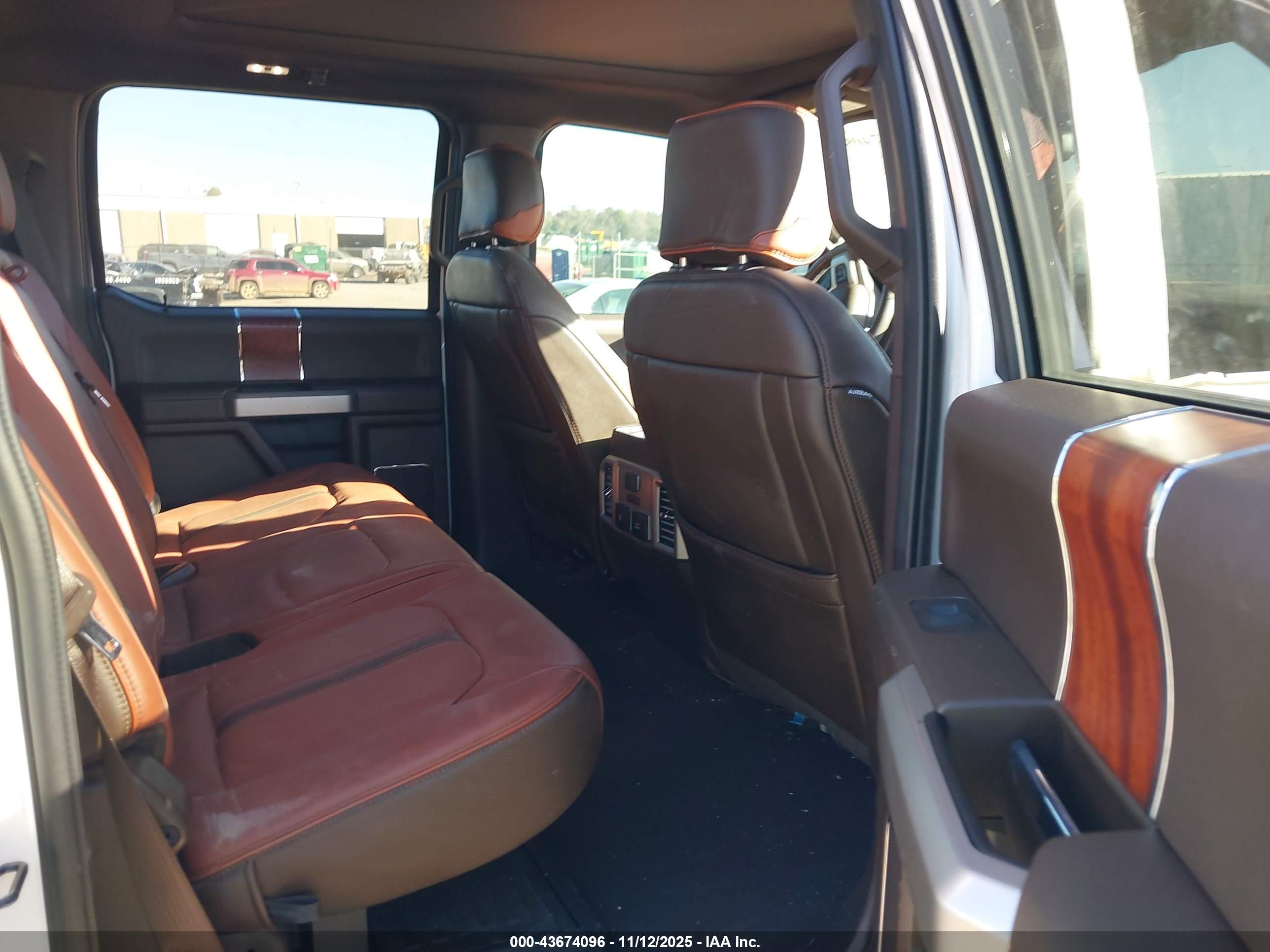 FORD F-350 image 8