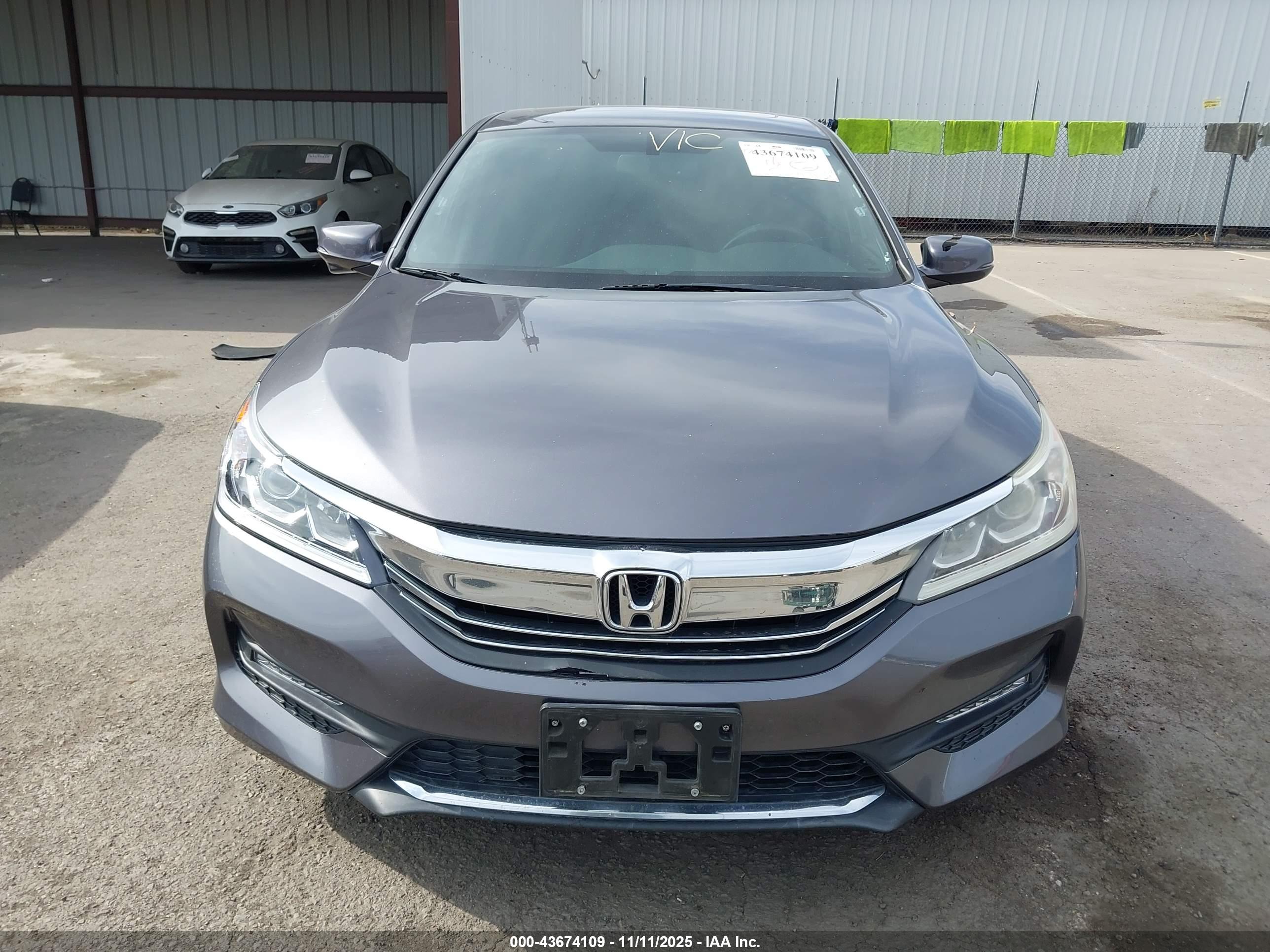 HONDA ACCORD image 6