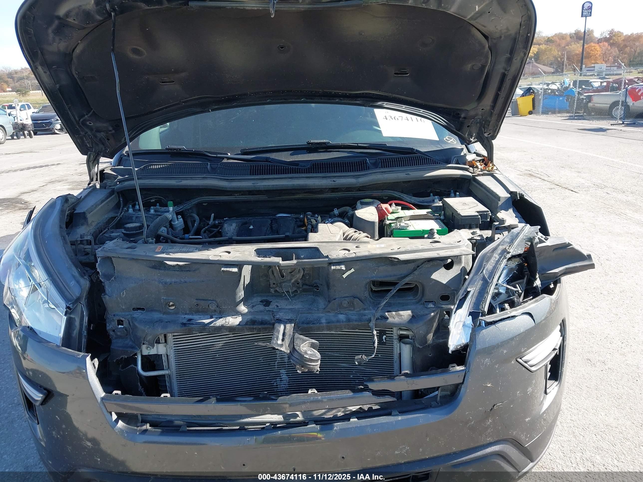 FORD EXPLORER image 10
