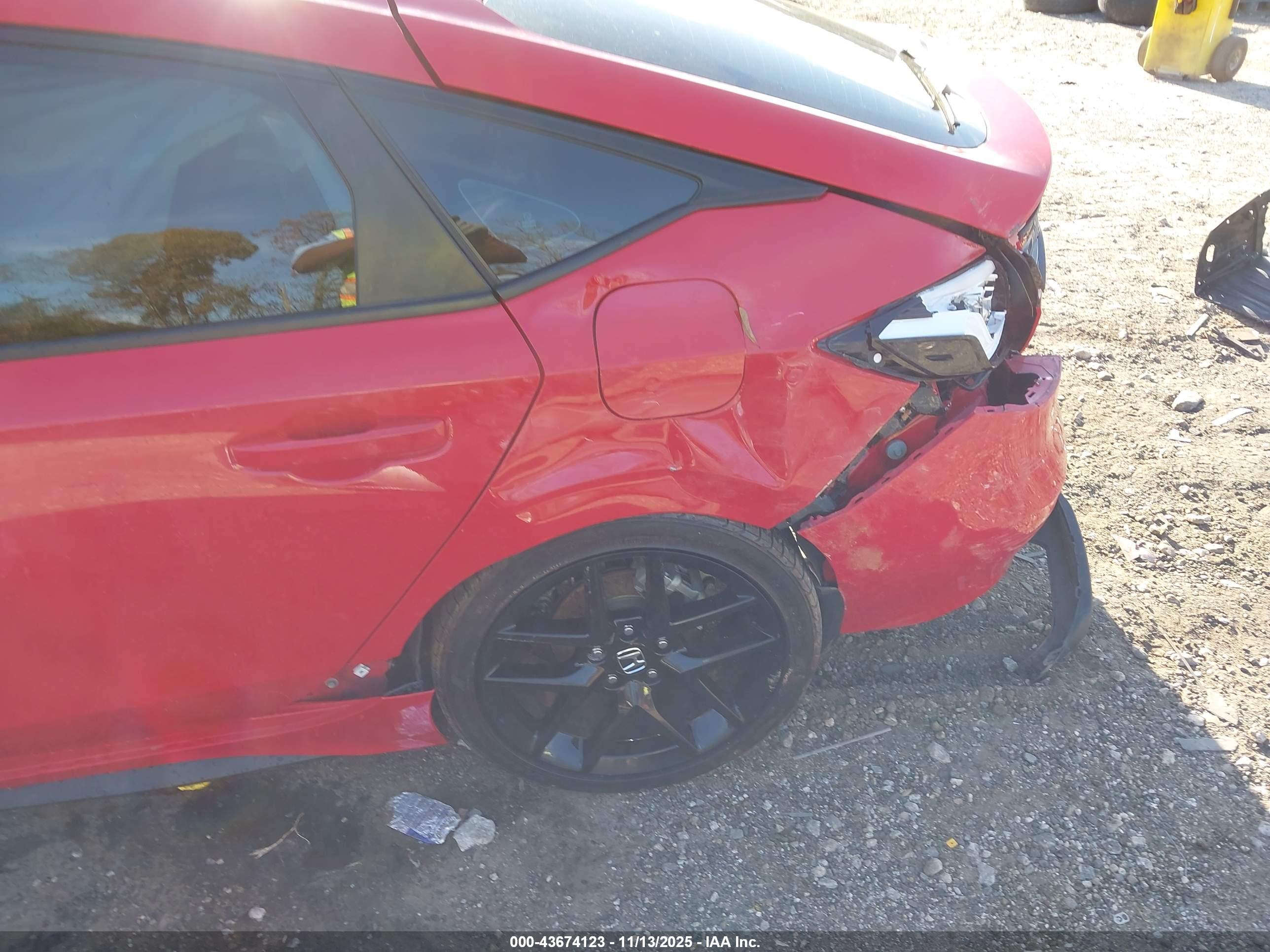HONDA CIVIC image 6