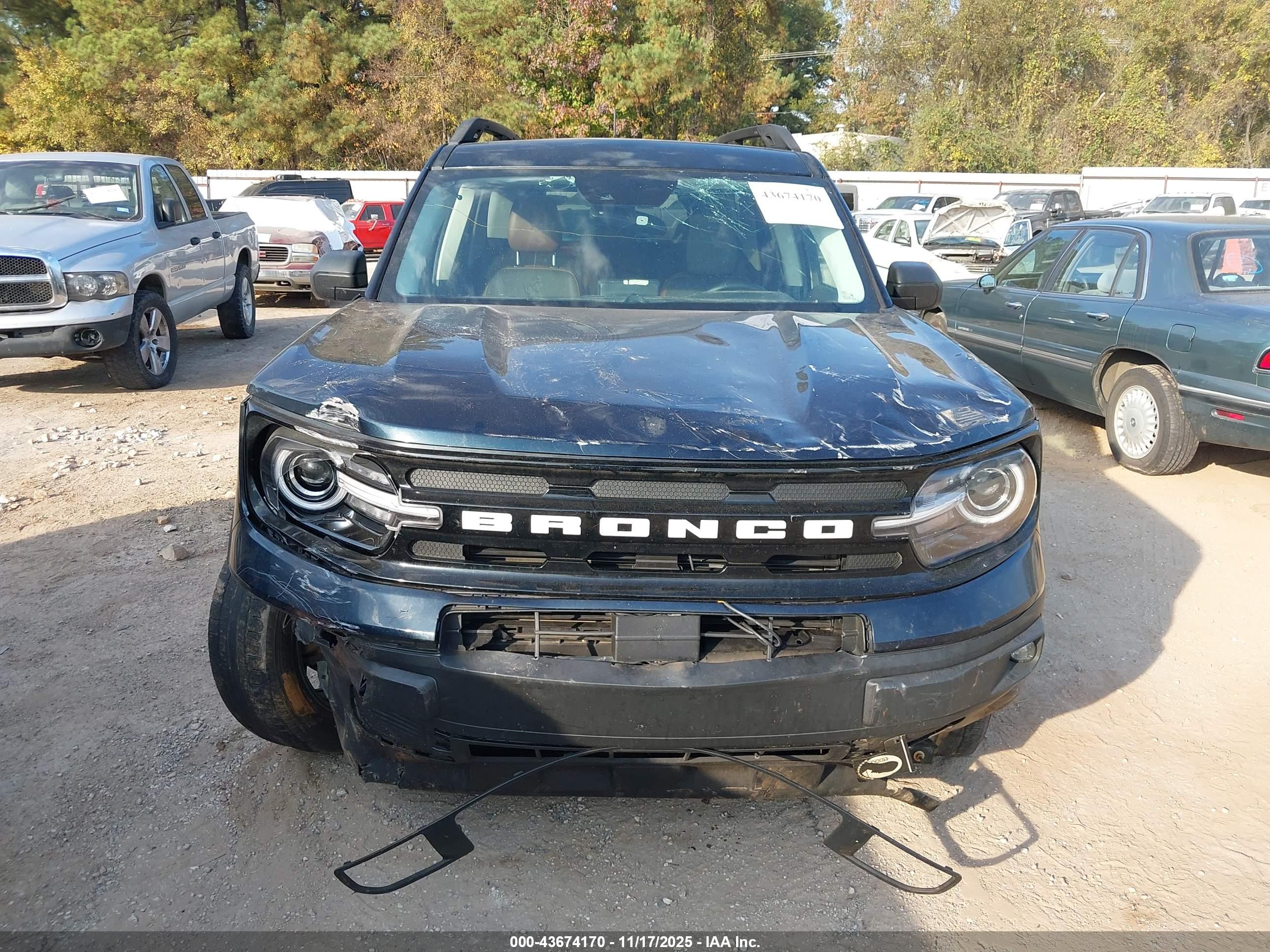 FORD BRONCO image 6