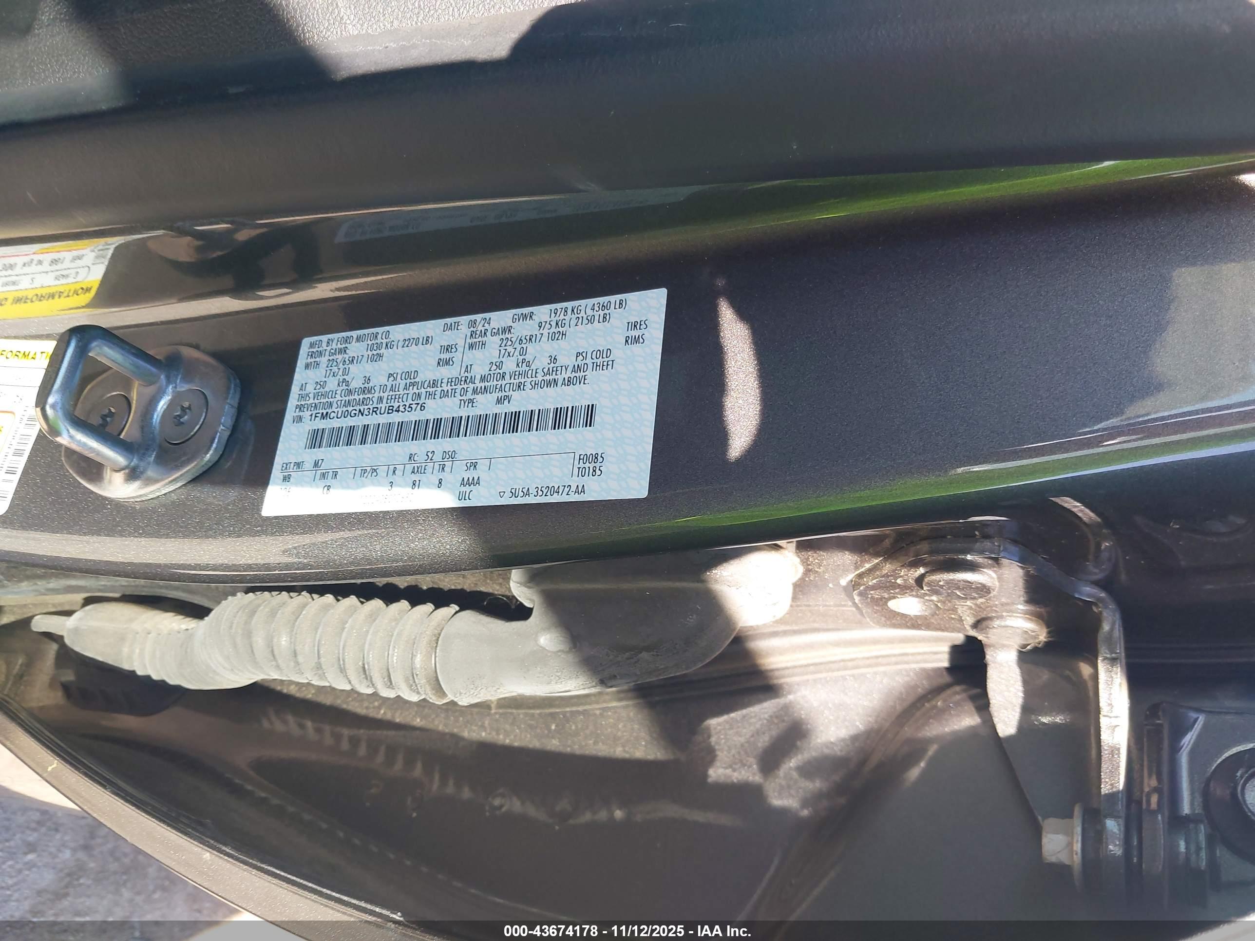 FORD ESCAPE image 9